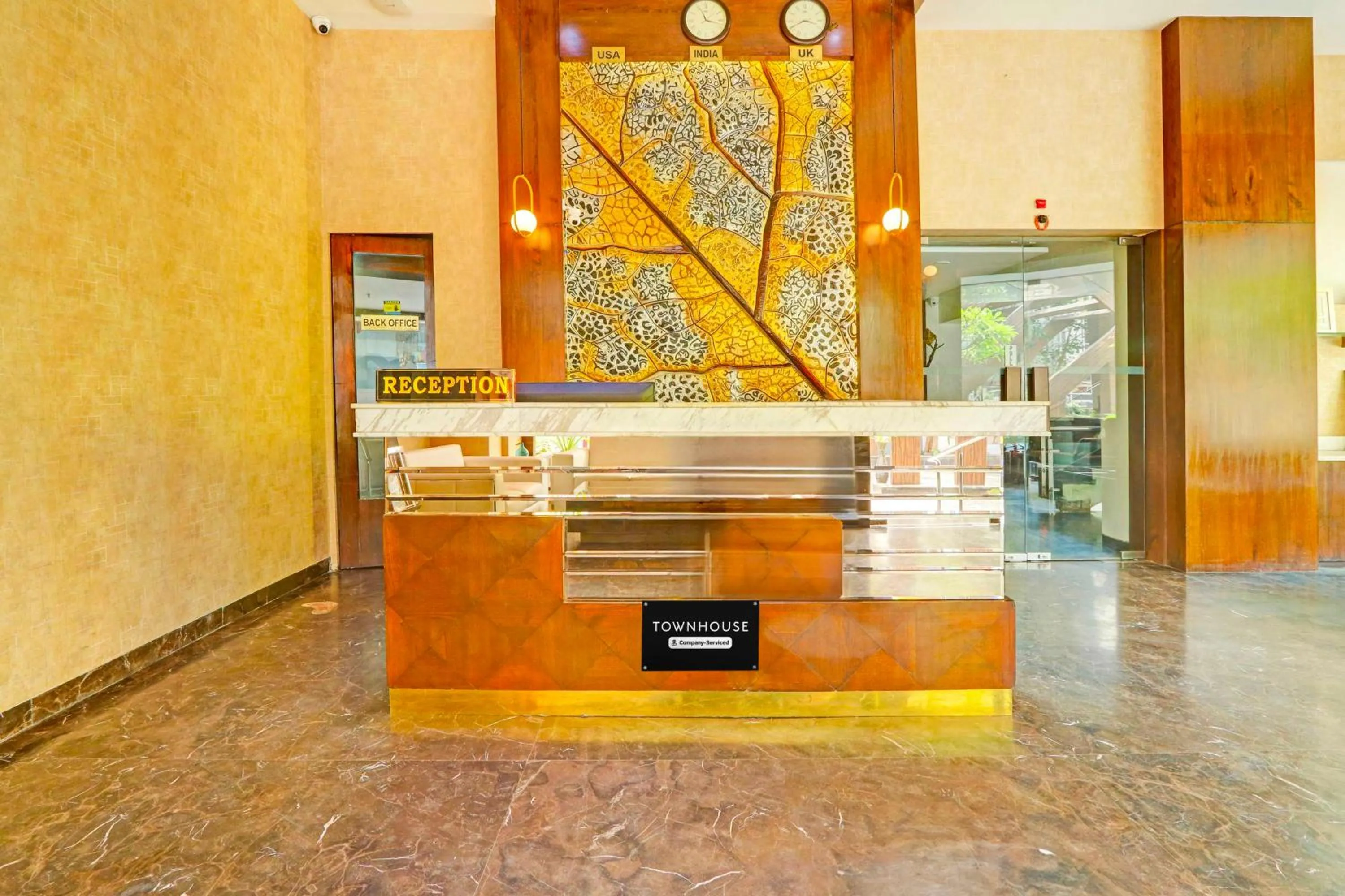 Lobby or reception in Townhouse Sitabuldi Railway Station