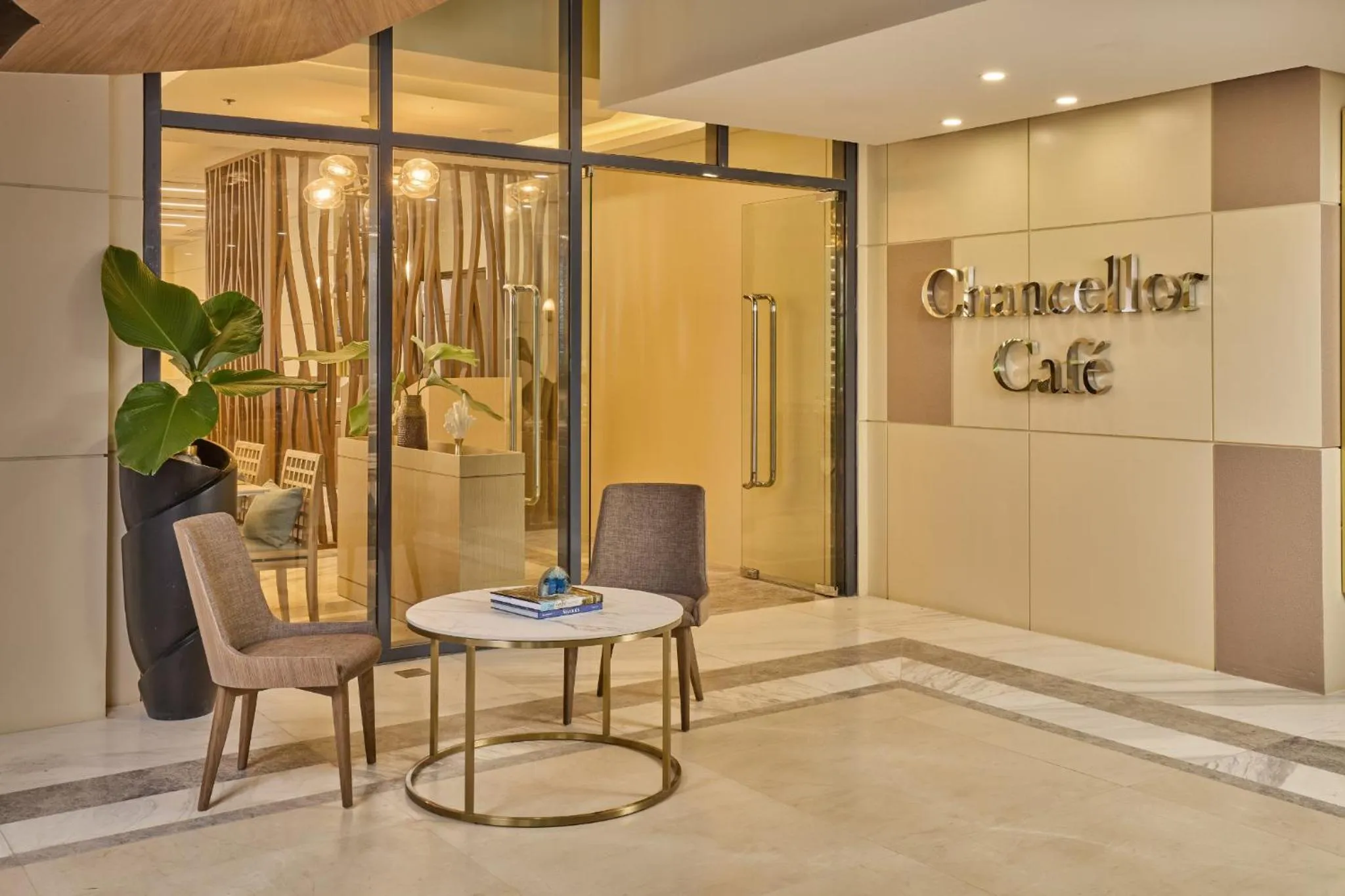 Restaurant/places to eat in Chancellor Hotel Boracay