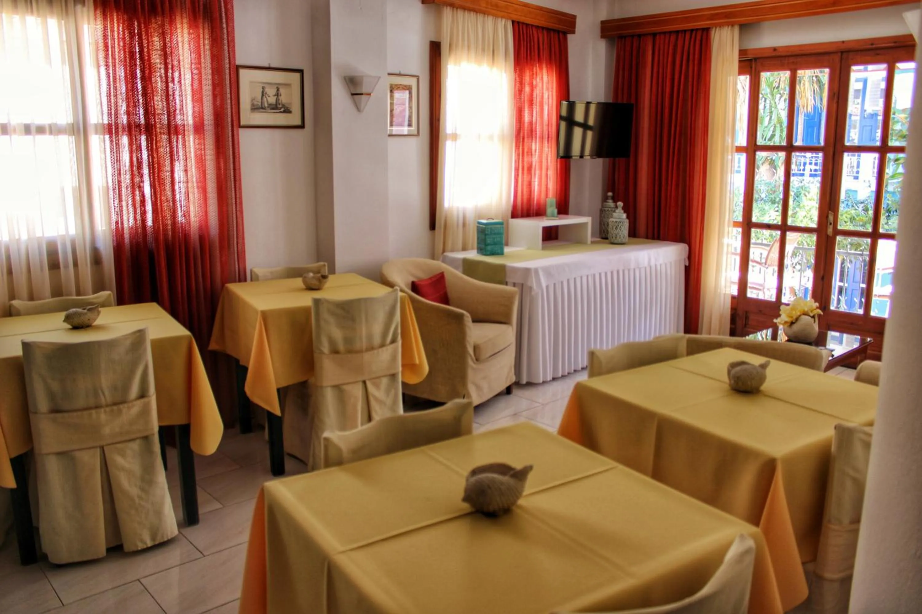 Sama hotel