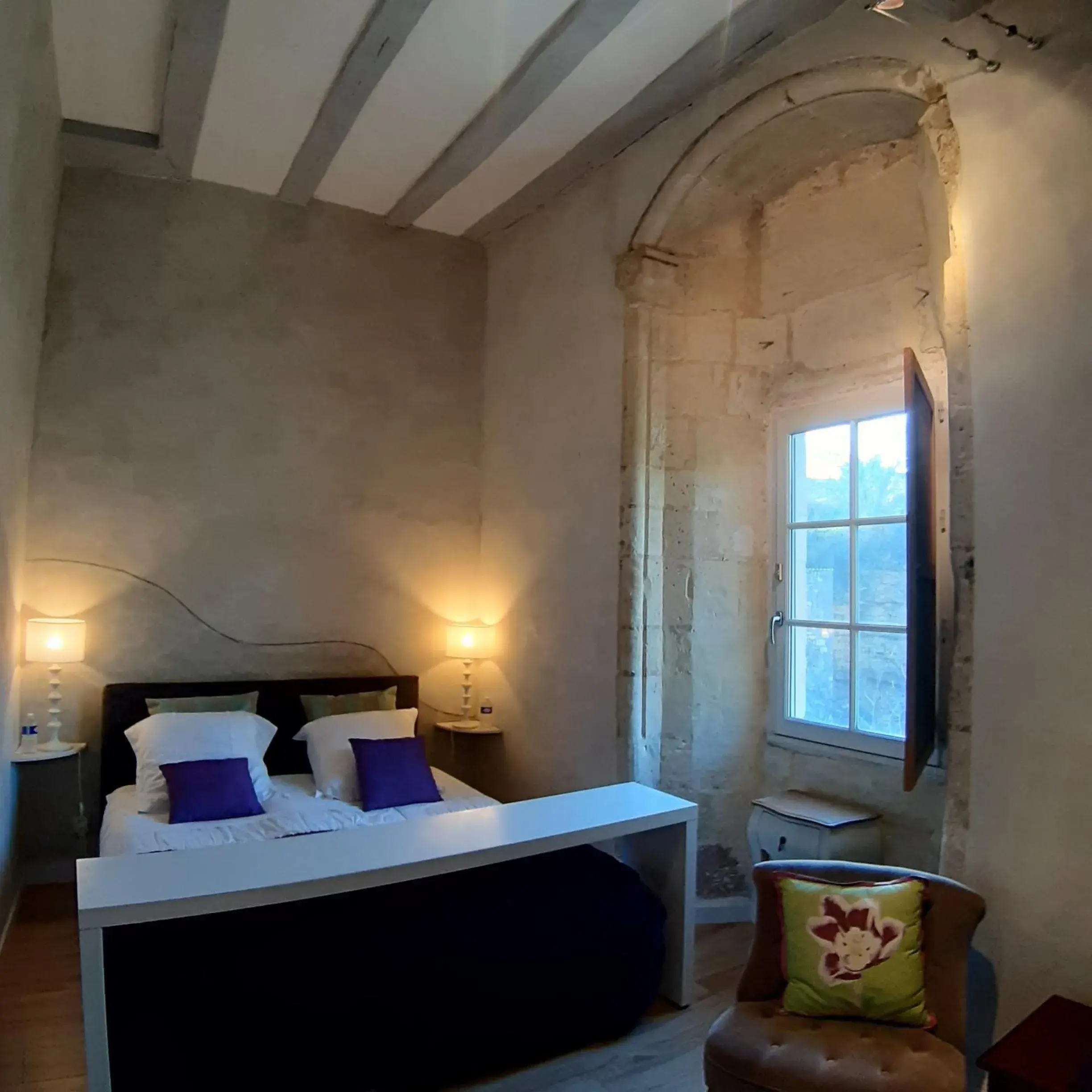 Quadruple Room with Private Bathroom in L'Arcane Du Bellay Quadruple Room with Private Bathroom in L'Arcane Du Bellay