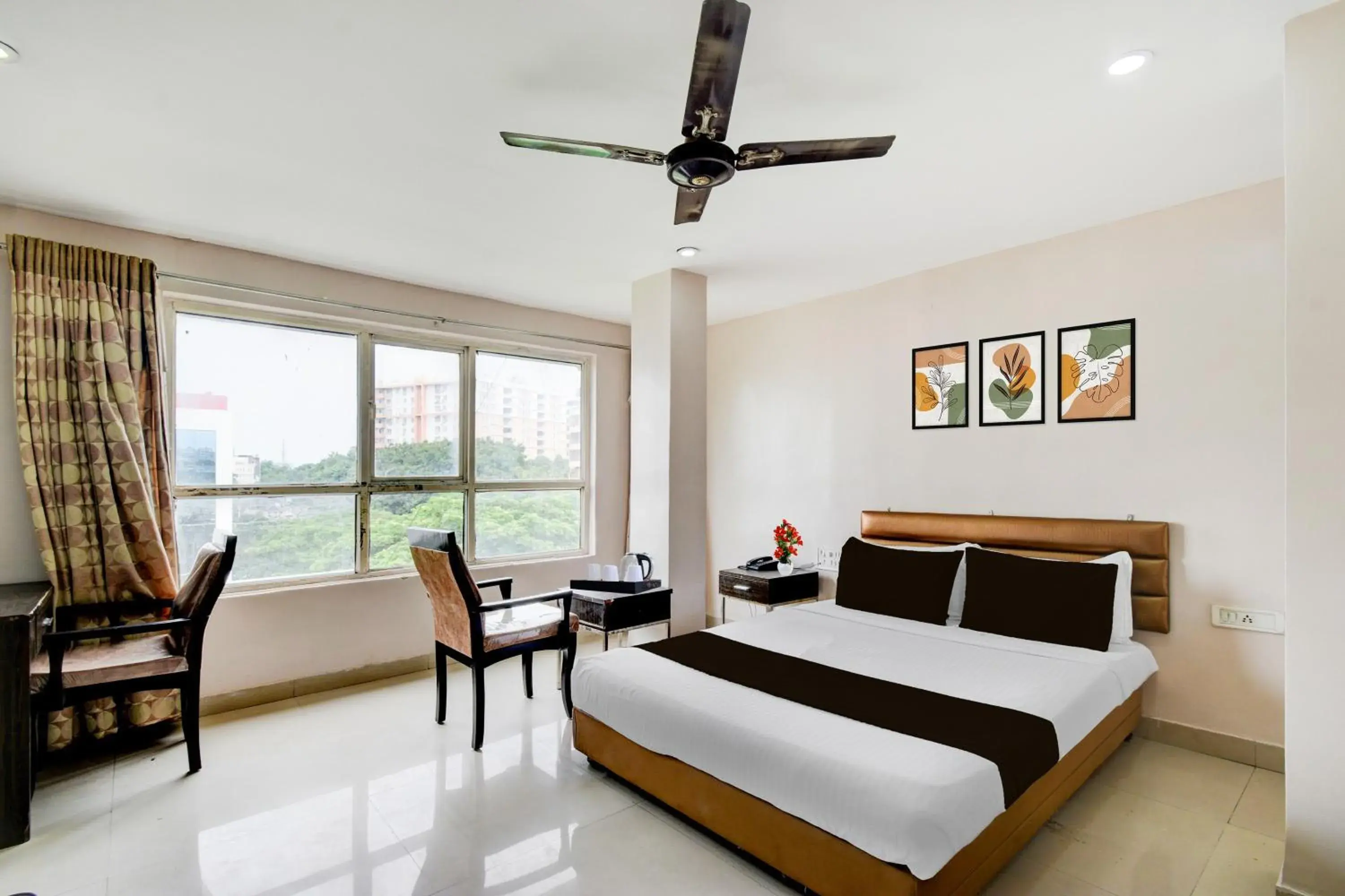 Bedroom, Bed in Super Townhouse Narayanaguda Metro Station Formerly Hotel Anshu Grand Bedroom, Bed in Super Townhouse Narayanaguda Metro Station Formerly Hotel Anshu Grand
