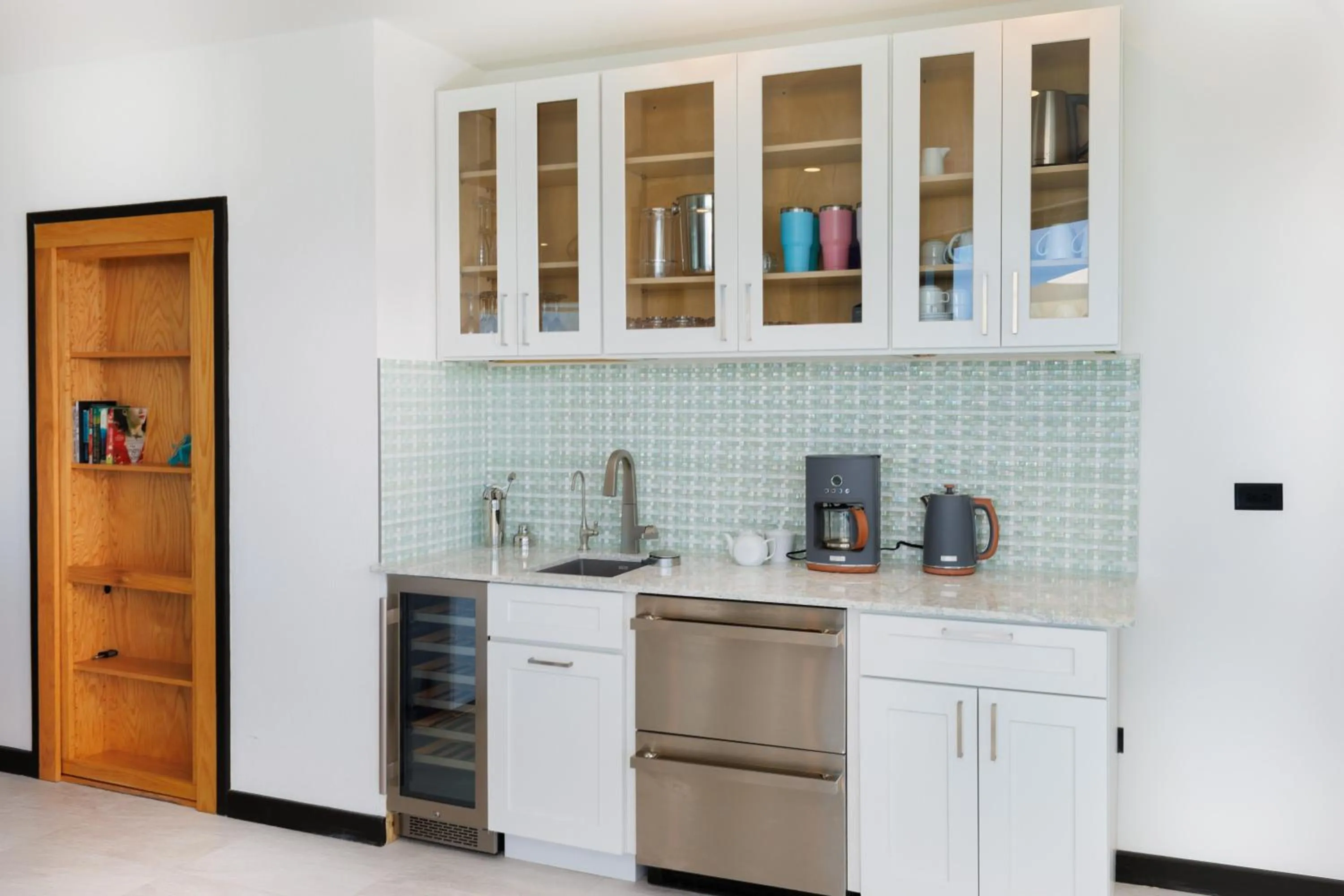 Coffee/tea facilities in Tamarind Hills Resort & Villas