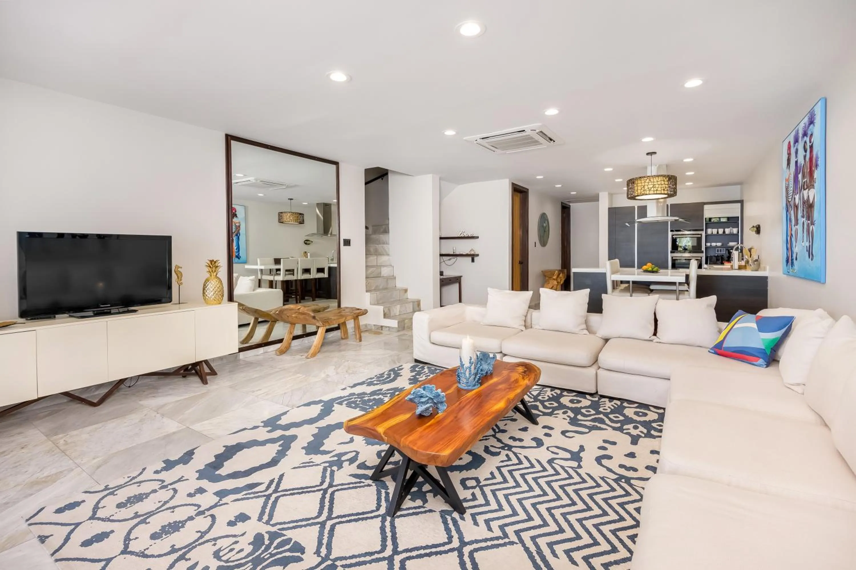 Seating area in Tamarind Hills Resort & Villas