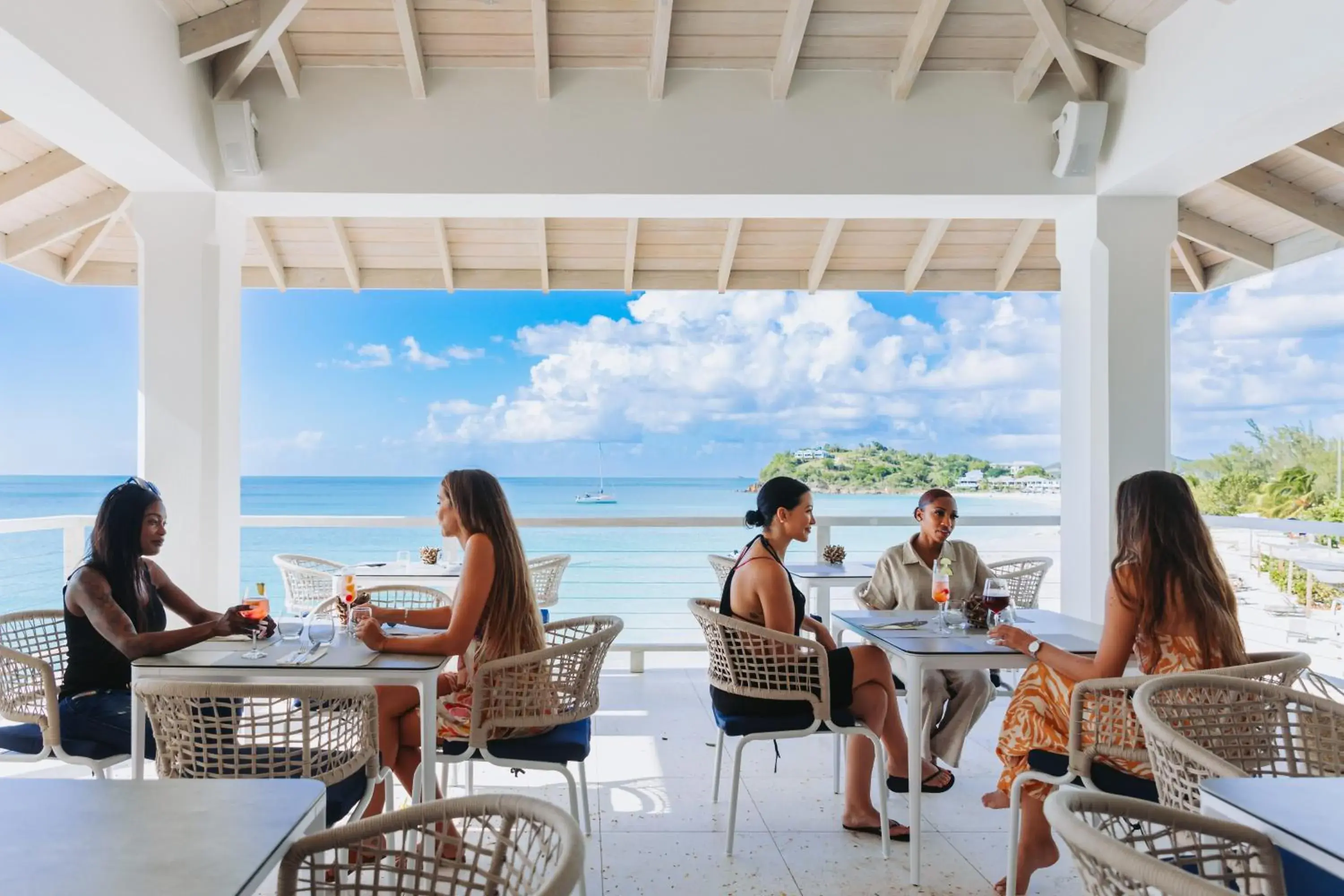 Restaurant/places to eat in Tamarind Hills Resort & Villas Restaurant/places to eat in Tamarind Hills Resort & Villas