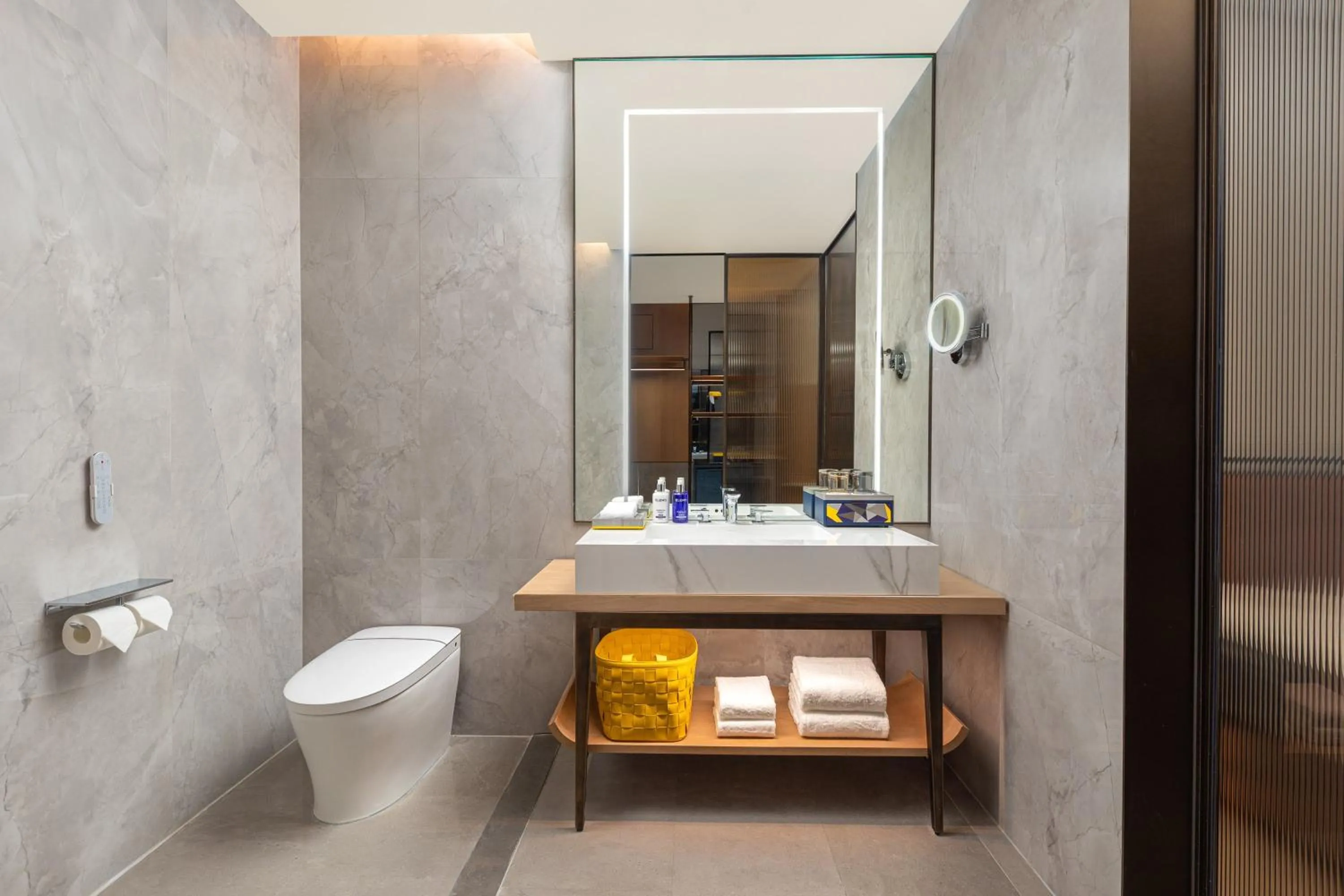 Photo of the whole room in voco Zhoushan Putuo by IHG