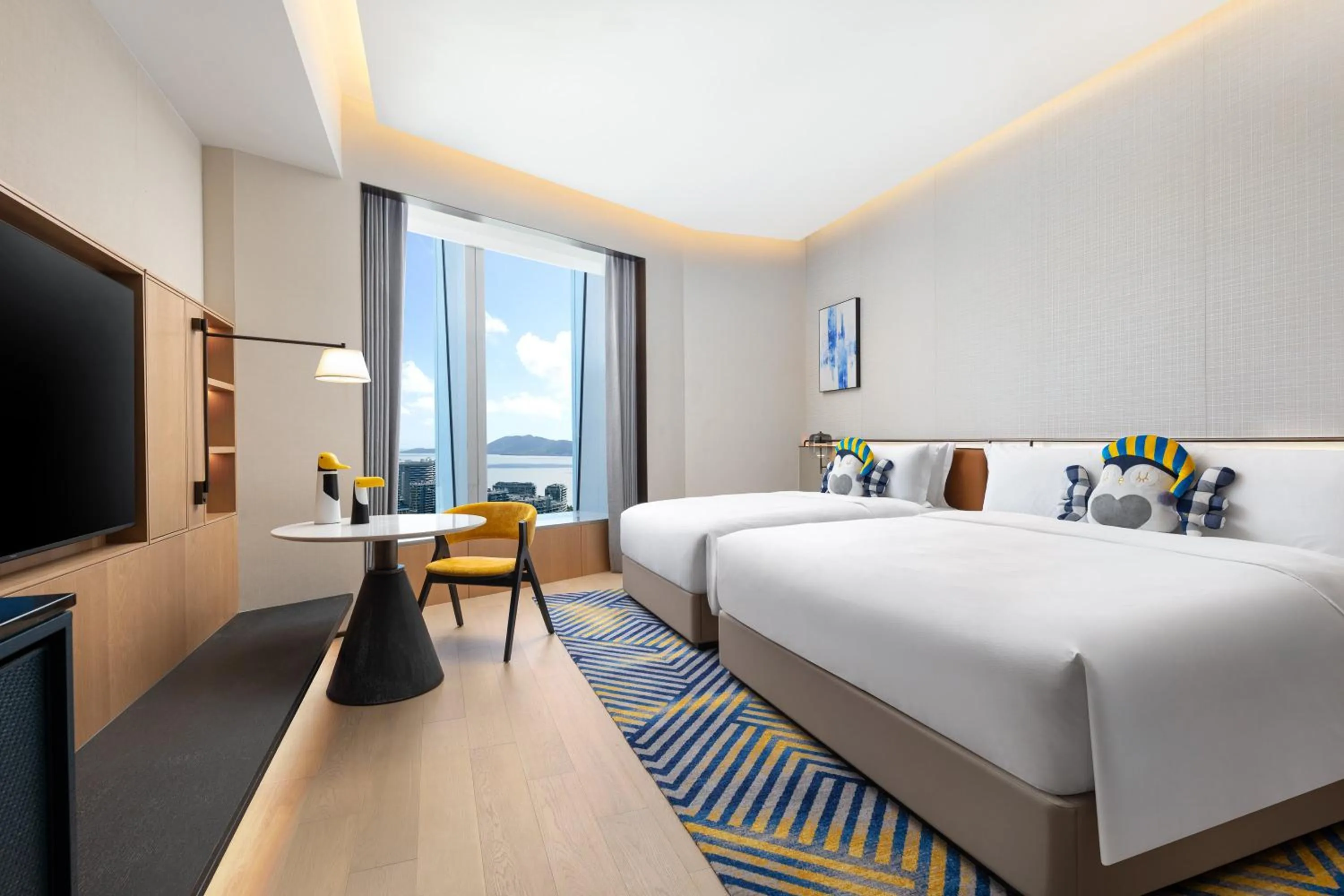 Photo of the whole room, Bed in voco Zhoushan Putuo by IHG