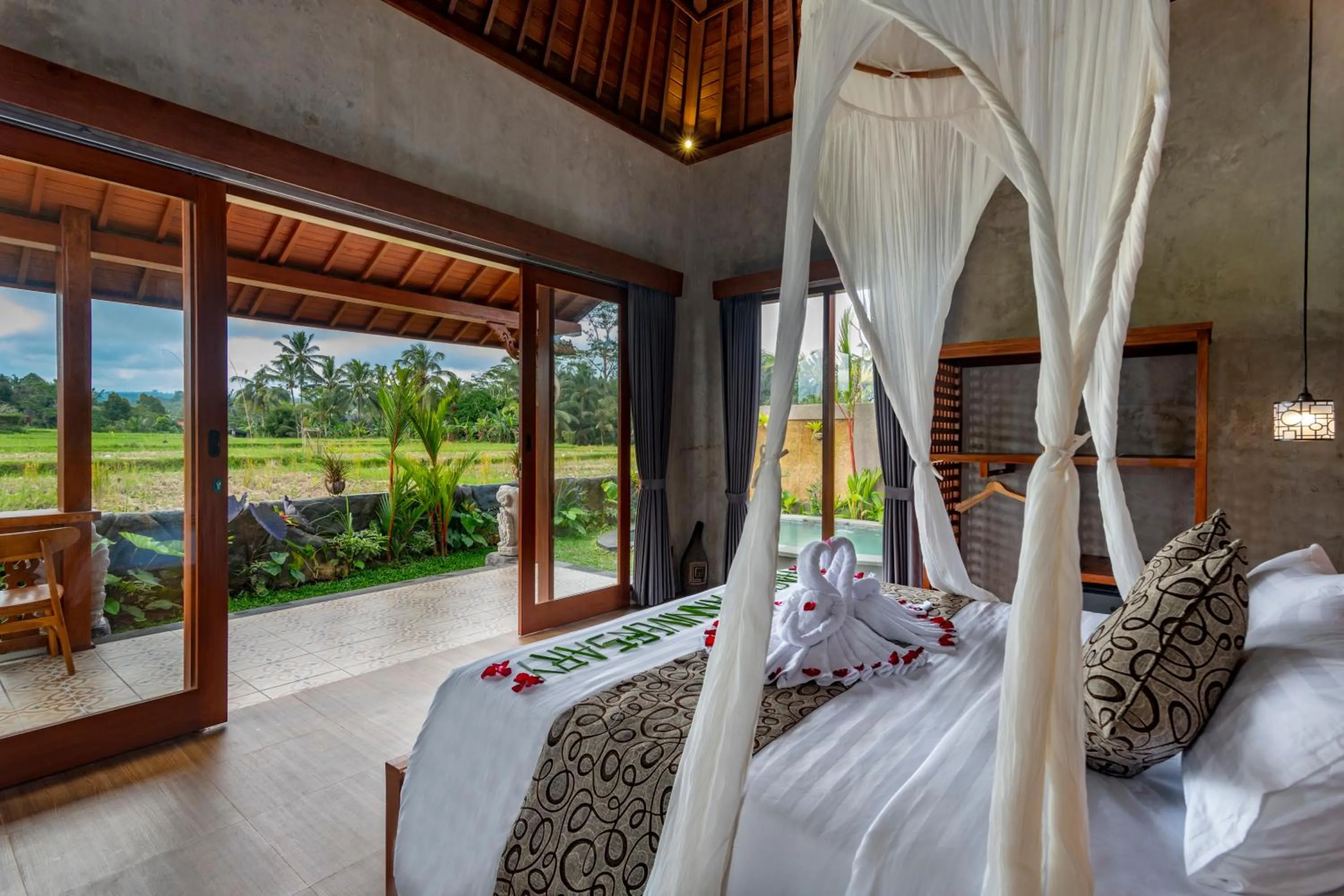 Bed in Seelong Villa Ubud by Dhananjaya Hospitality