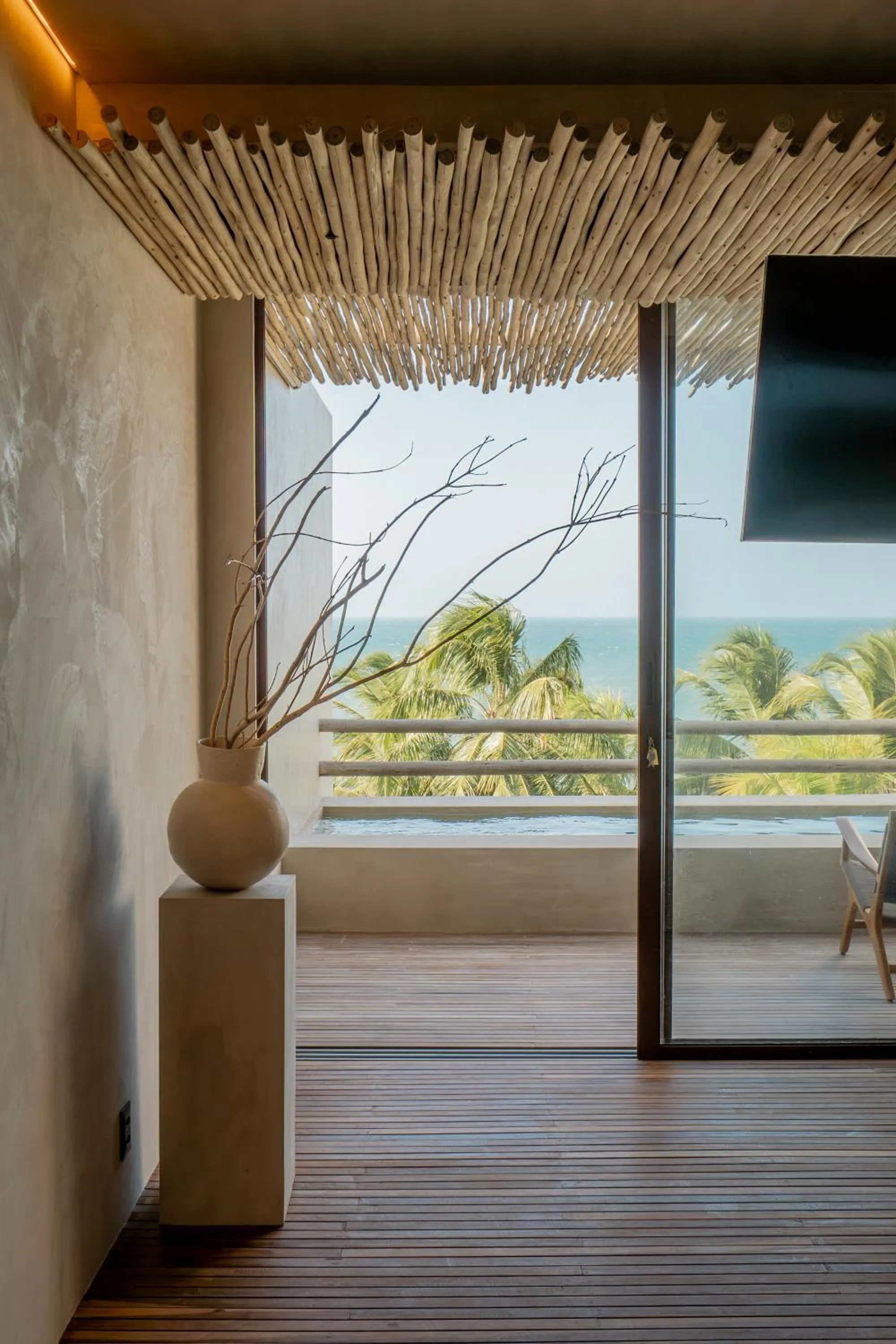 TV and multimedia in Mana Cumbuco Hotel