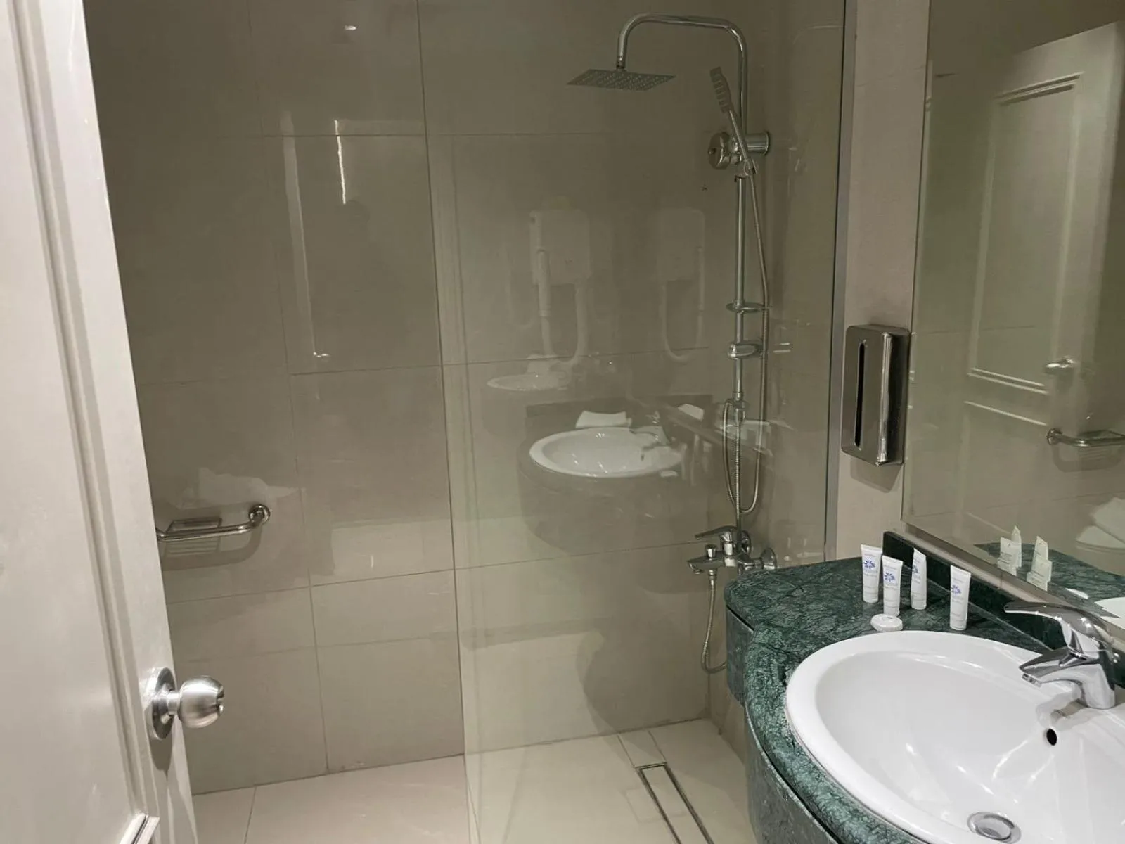 Junior Suite in Armada Avenue Hotel Amman