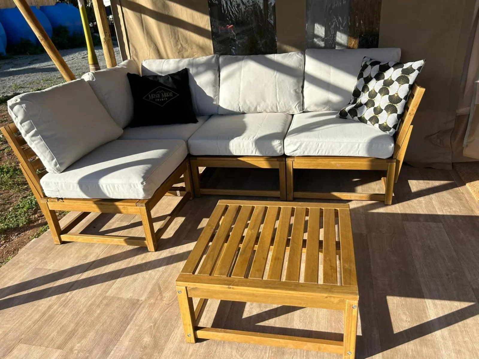 Balcony/Terrace in Hotel Masai Mara Appartements & Glamping