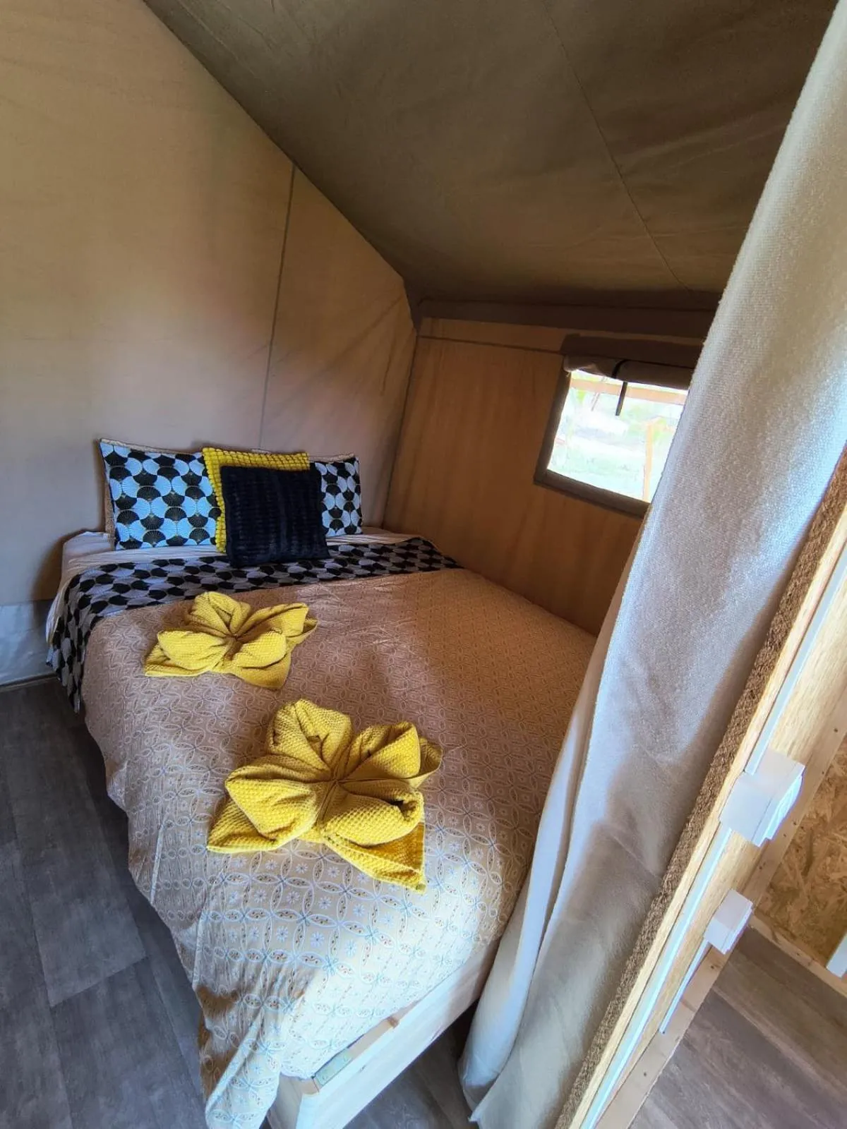 Bed in Hotel Masai Mara Appartements & Glamping