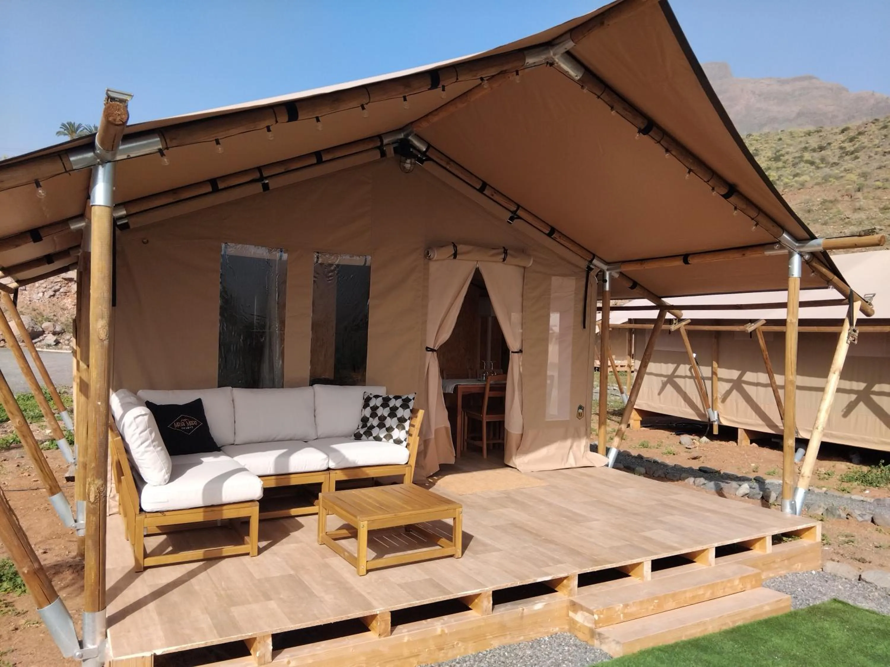 Balcony/Terrace in Hotel Masai Mara Appartements & Glamping