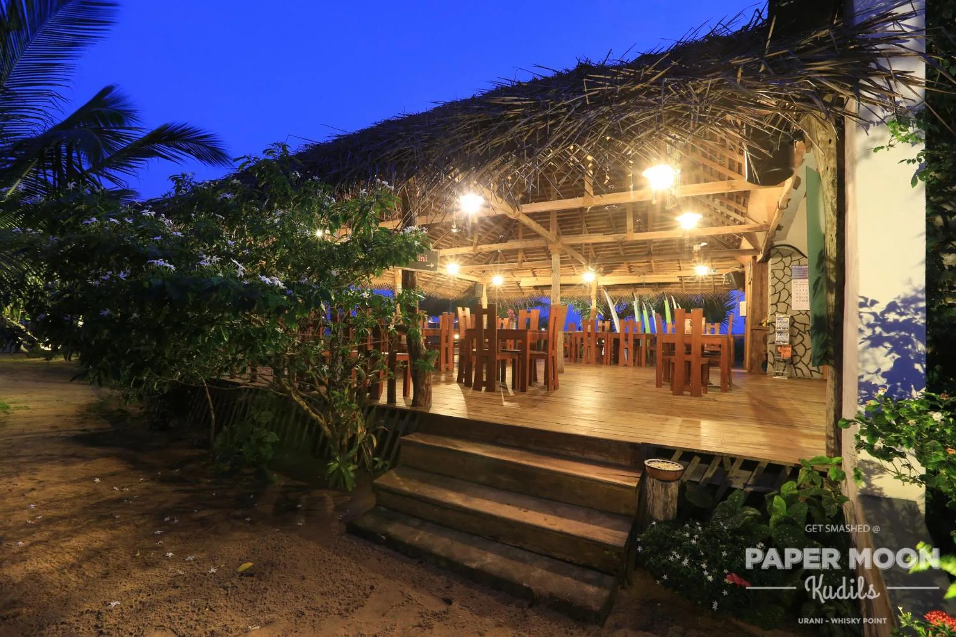 Restaurant/places to eat in Paper Moon Kudils