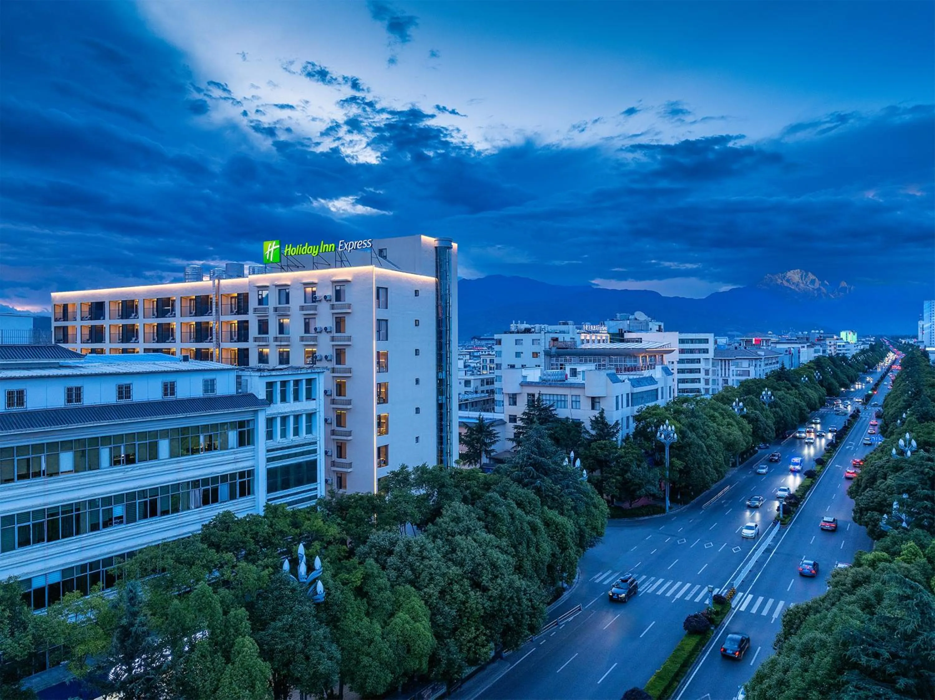 Property building in Holiday Inn Express Lijiang Ancient Town by IHG