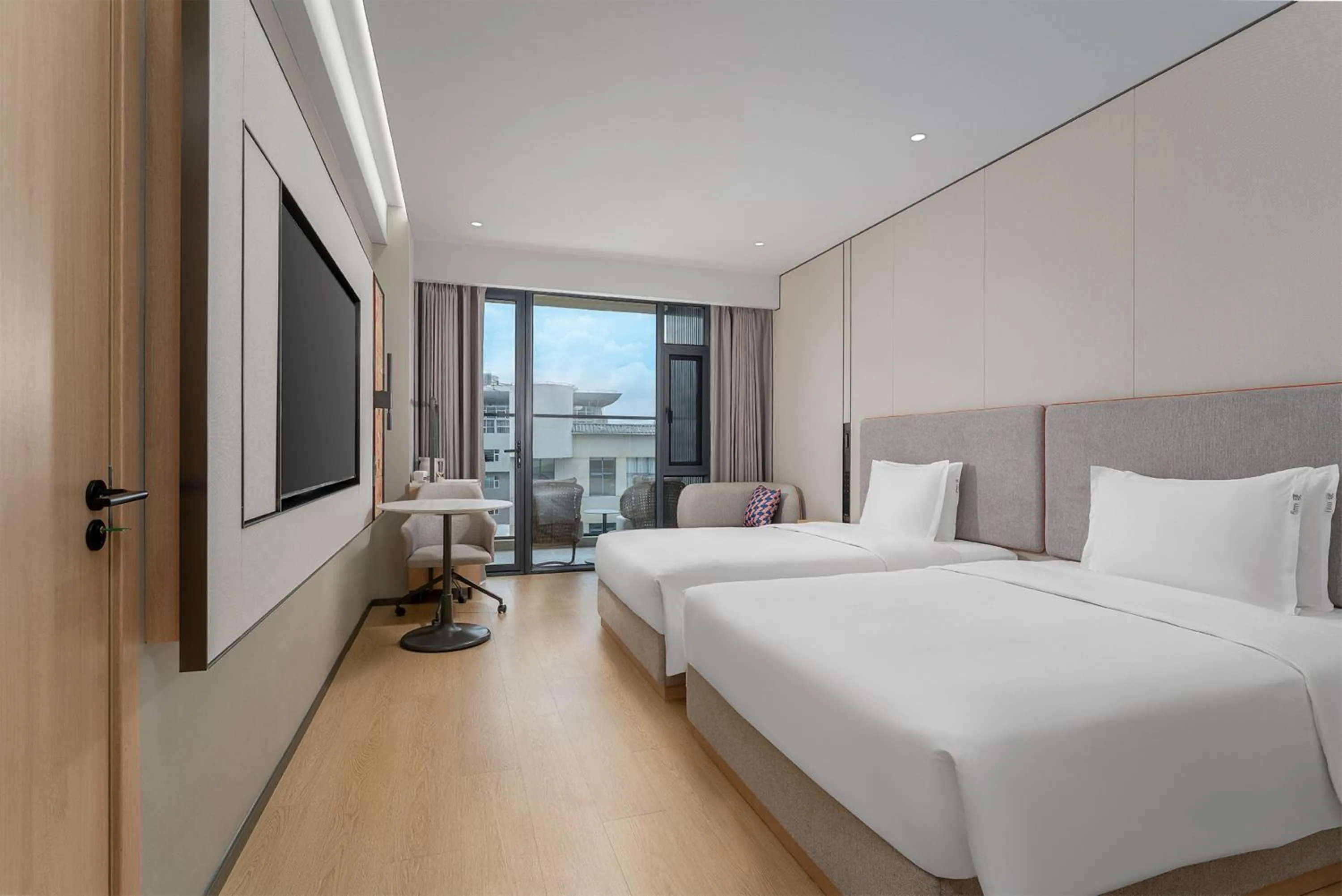 Bed in Holiday Inn Express Lijiang Ancient Town by IHG