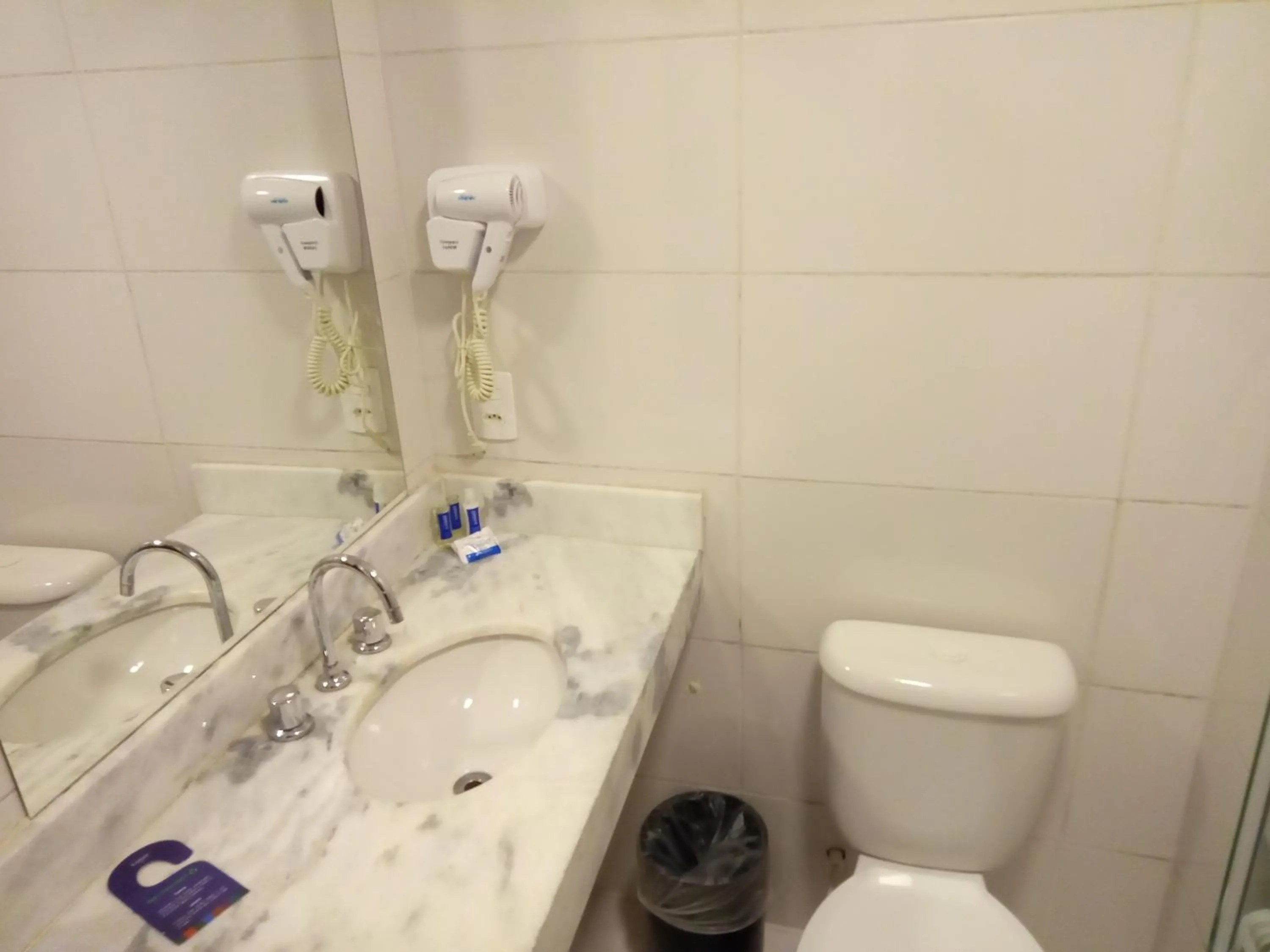 Bathroom in Hotel Rexton