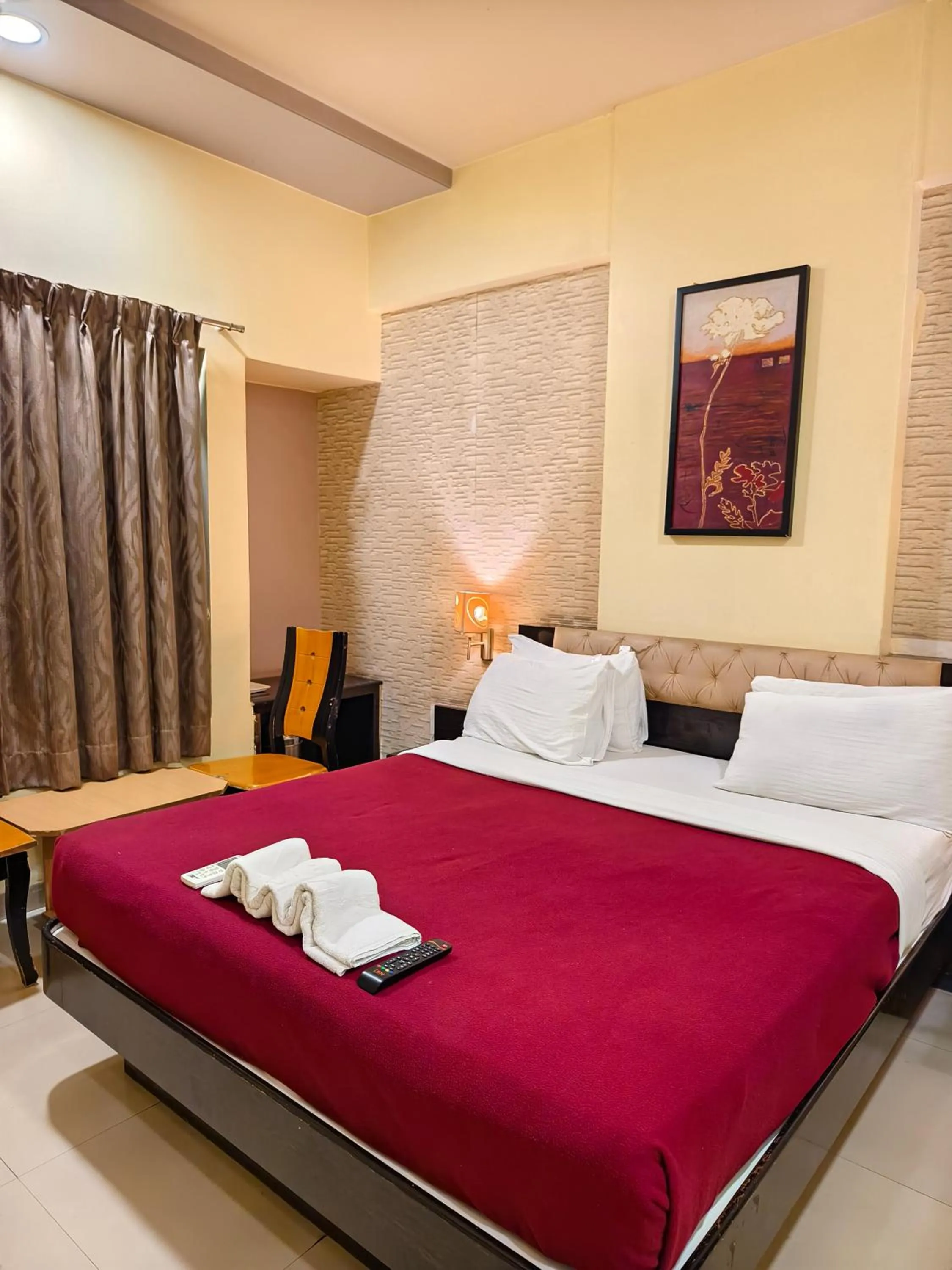 Bed in Hotel Vaishnavi