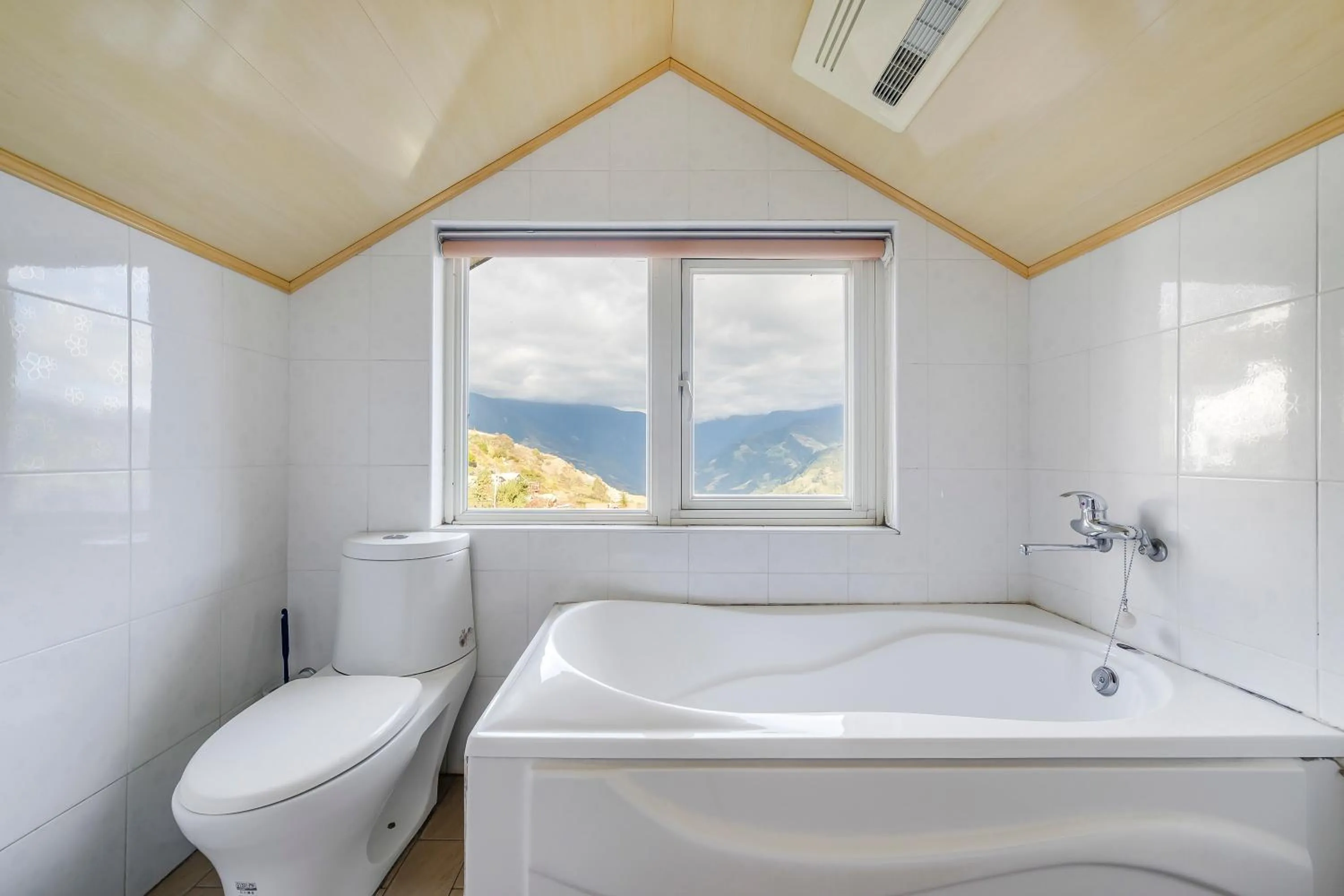 Bathroom in Chingjing New Paradise B&B