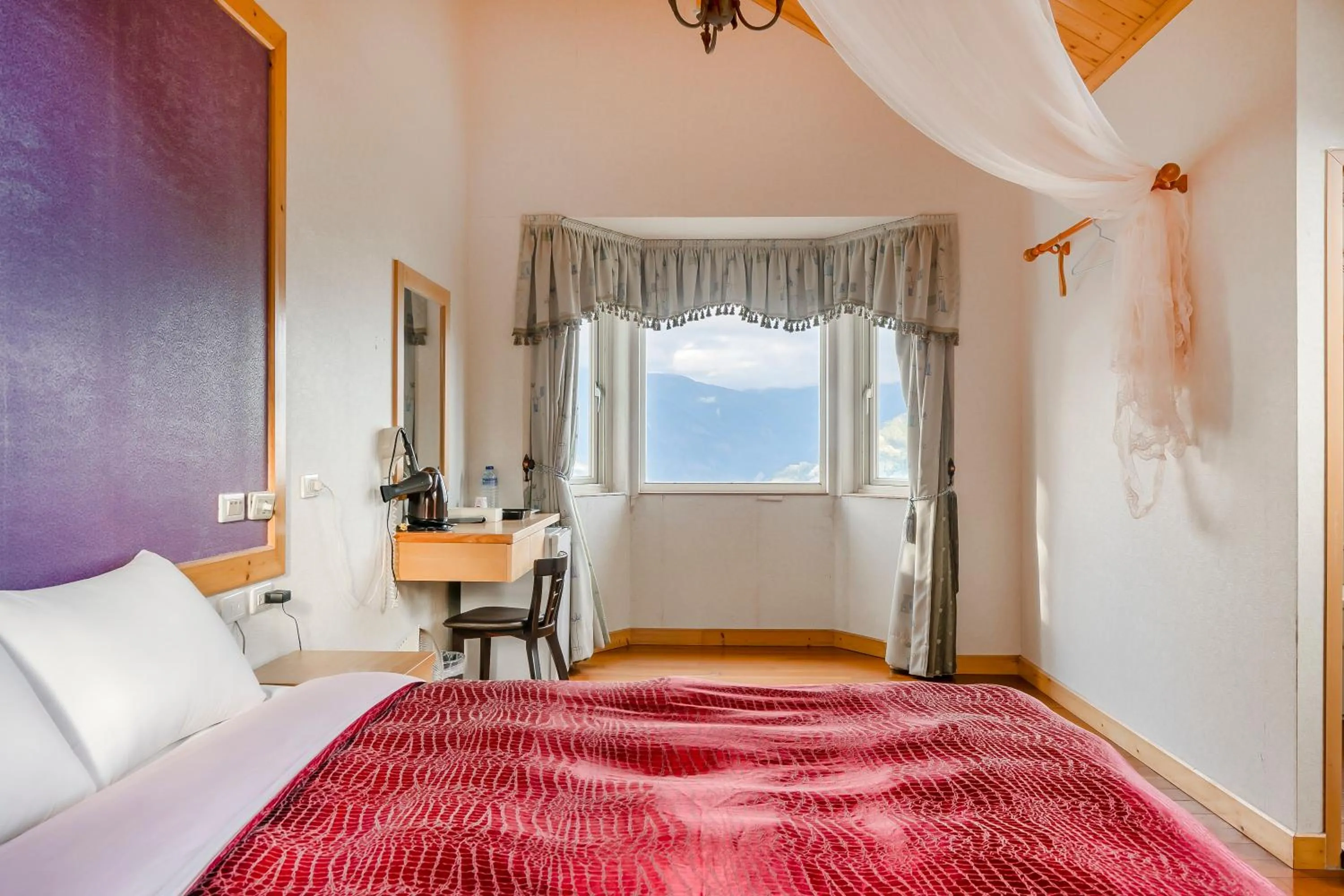 Photo of the whole room, Bed in Chingjing New Paradise B&B