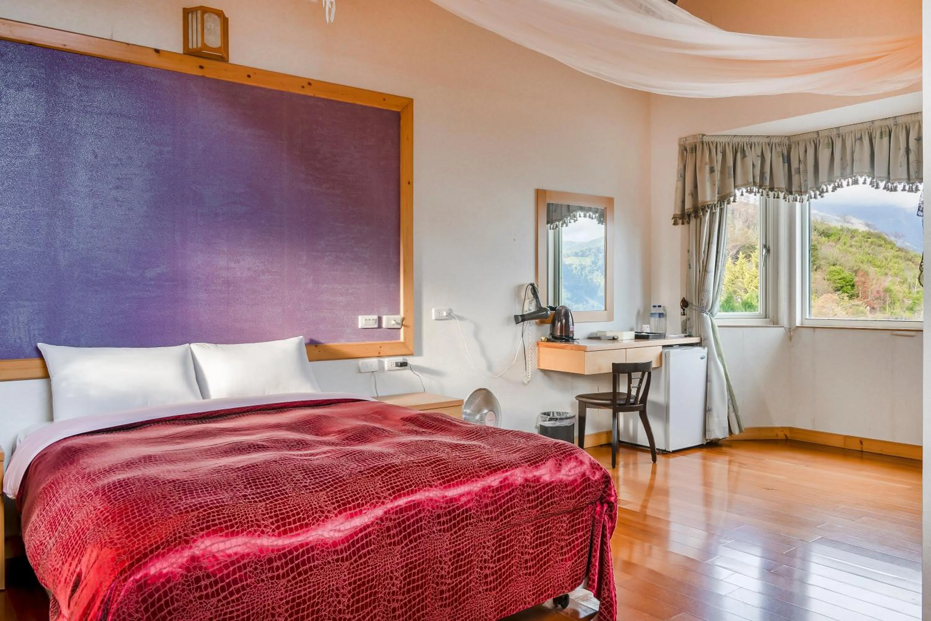 Photo of the whole room, Bed in Chingjing New Paradise B&B