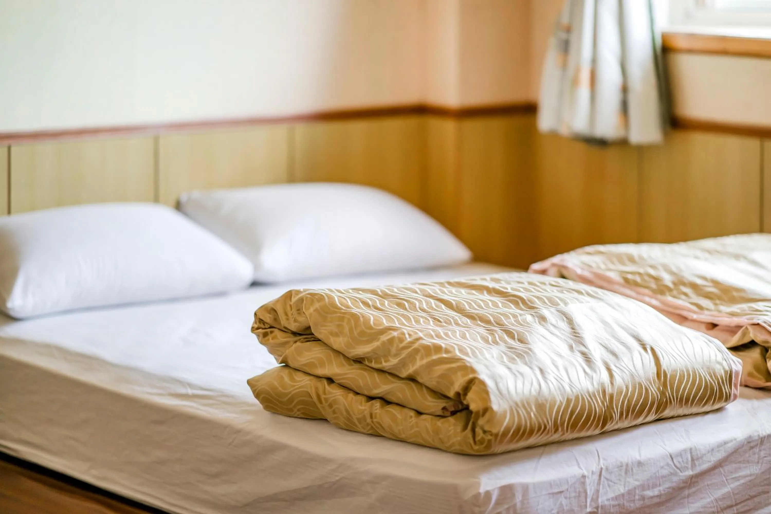 Bed in Chingjing New Paradise B&B