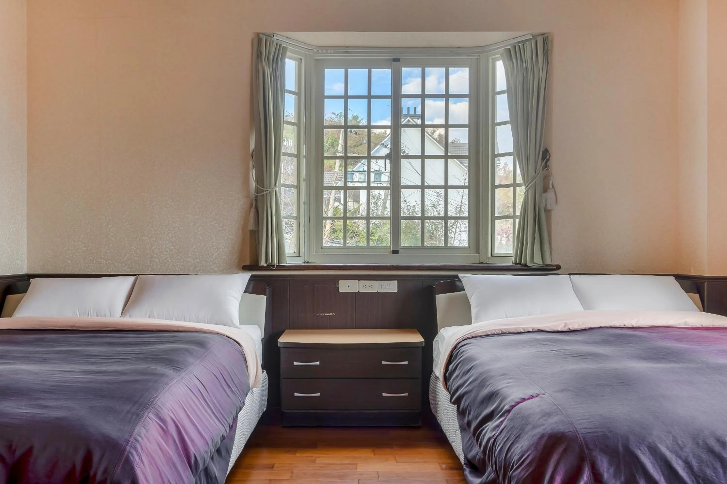 Photo of the whole room, Bed in Chingjing New Paradise B&B