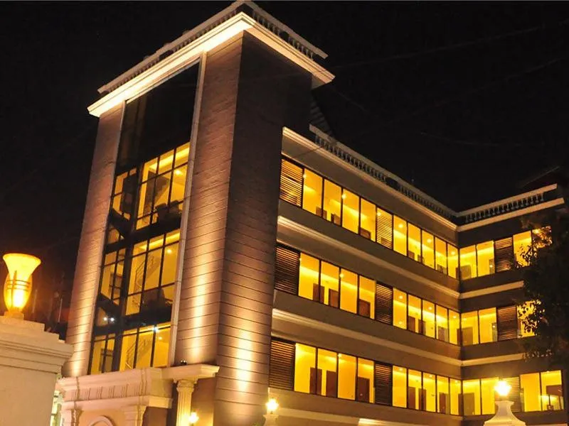 Facade/entrance in RKN Hotel