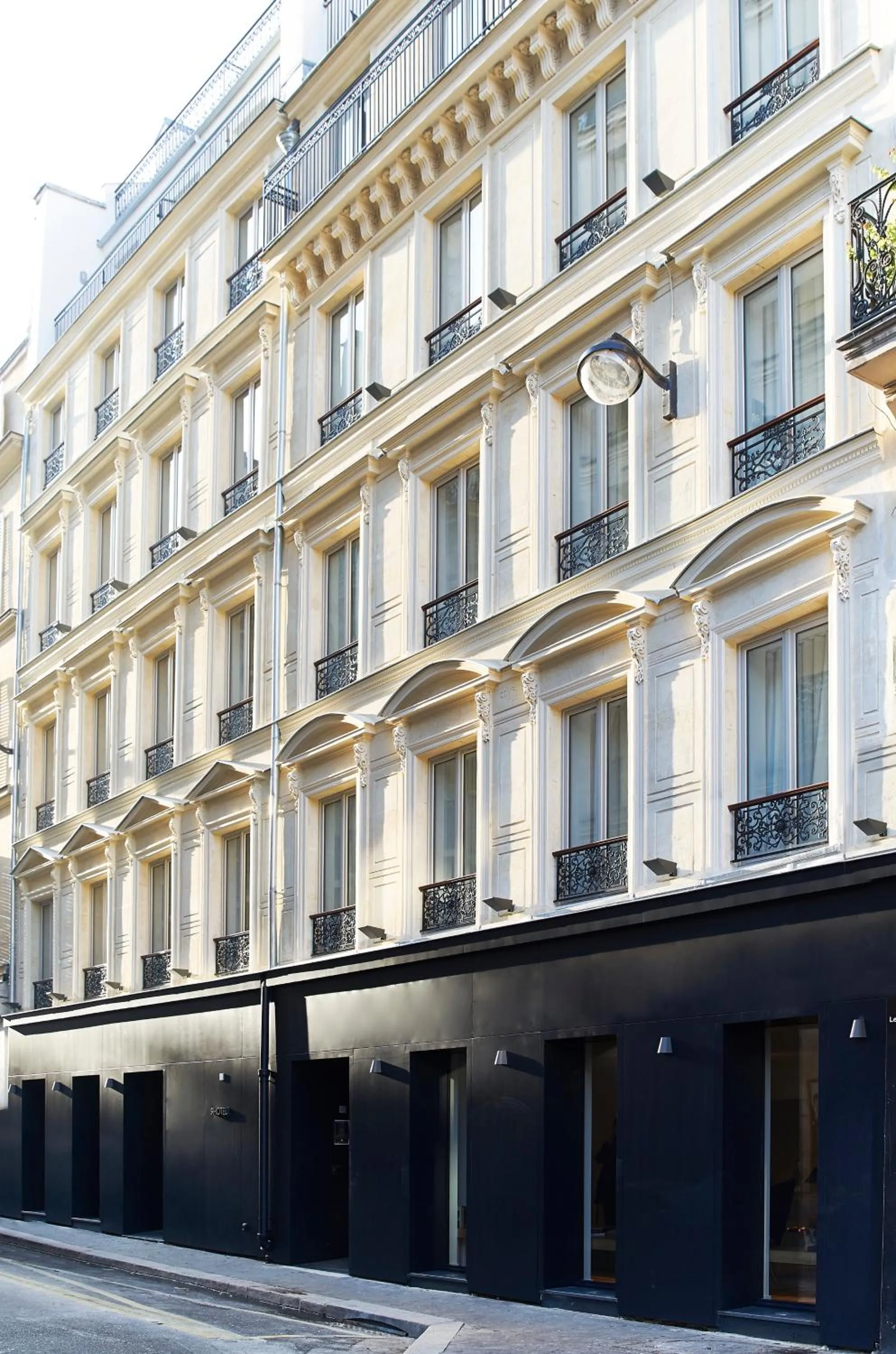 Property building in 9Hotel Republique