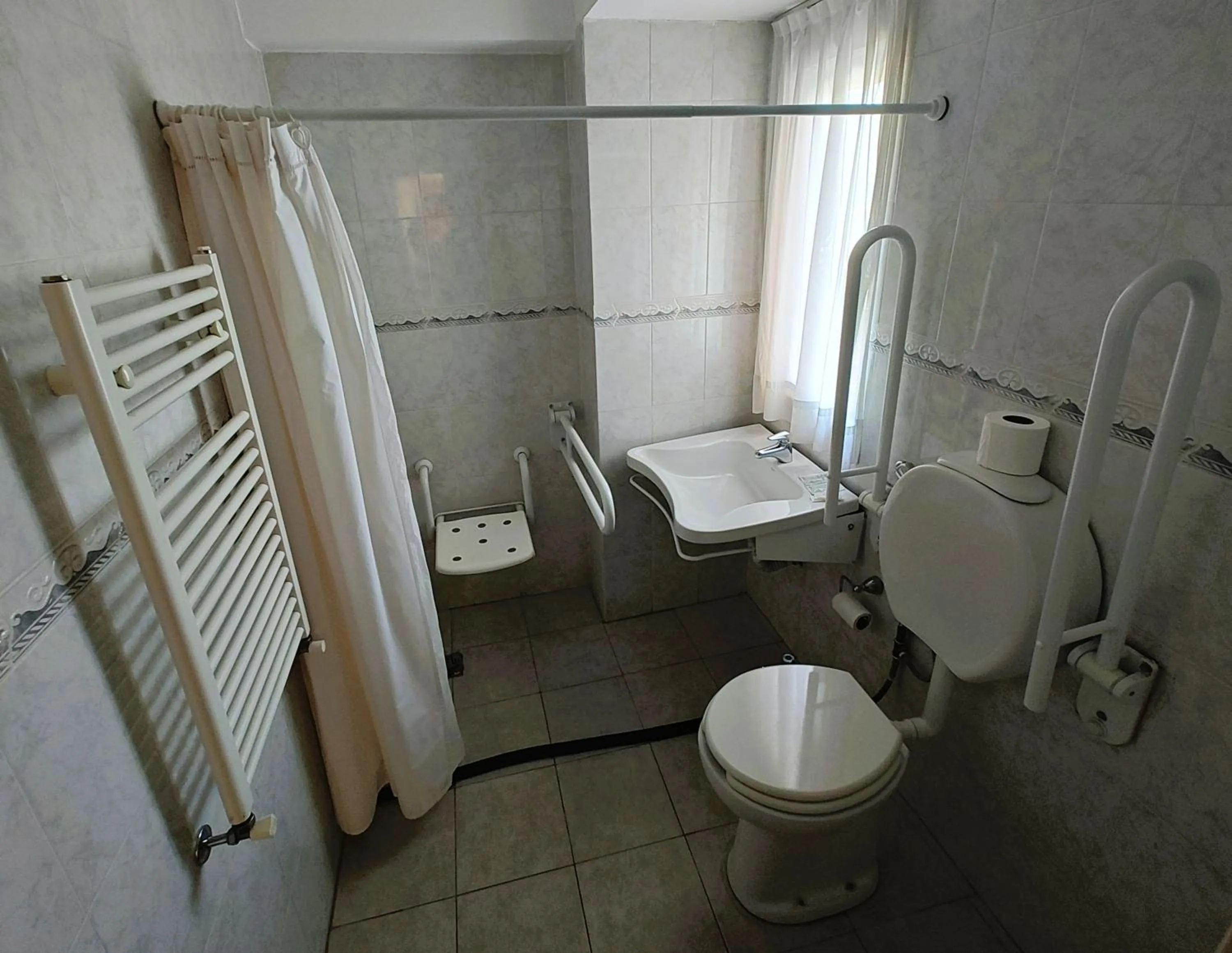 Shower in Hotel El Cortijo