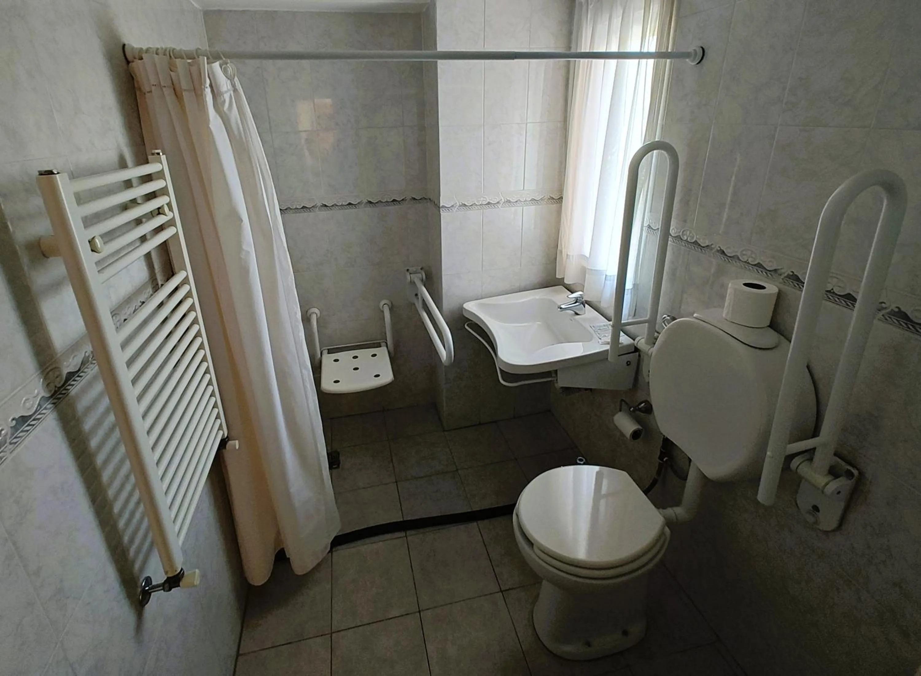 Shower in Hotel El Cortijo