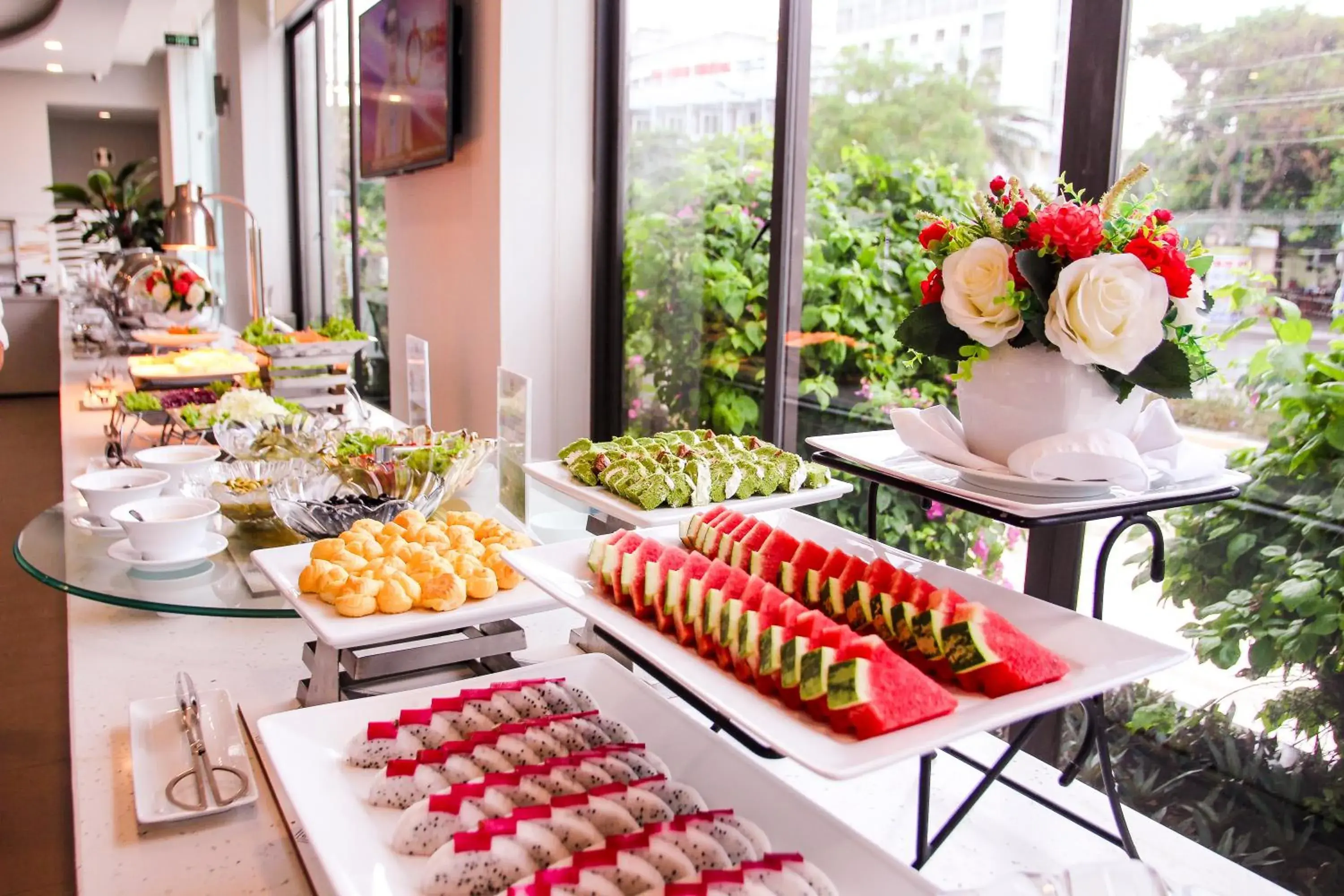 Food and drinks in Dragon Sea Hotel Food and drinks in Dragon Sea Hotel