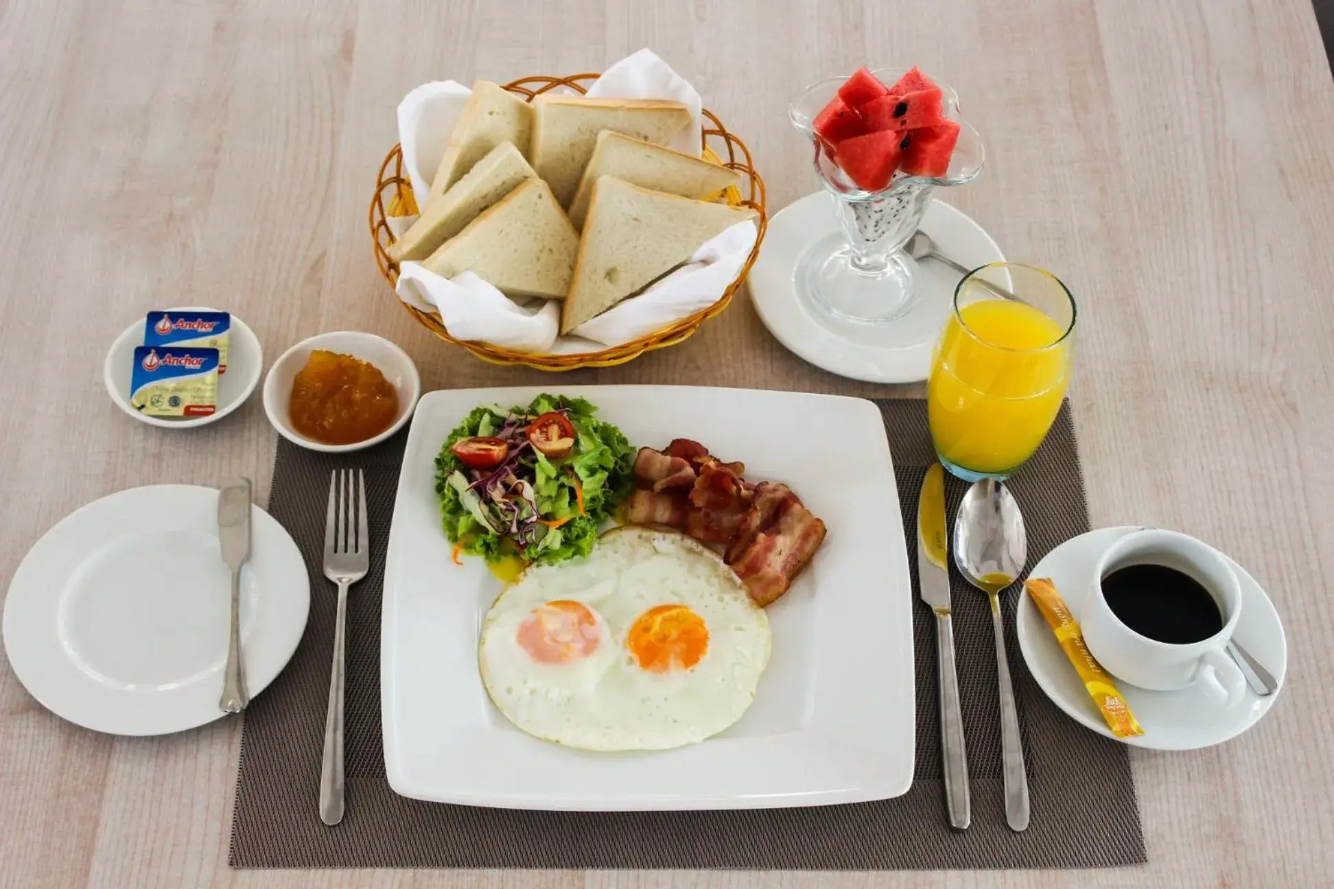 Food and drinks in Dragon Sea Hotel Food and drinks in Dragon Sea Hotel