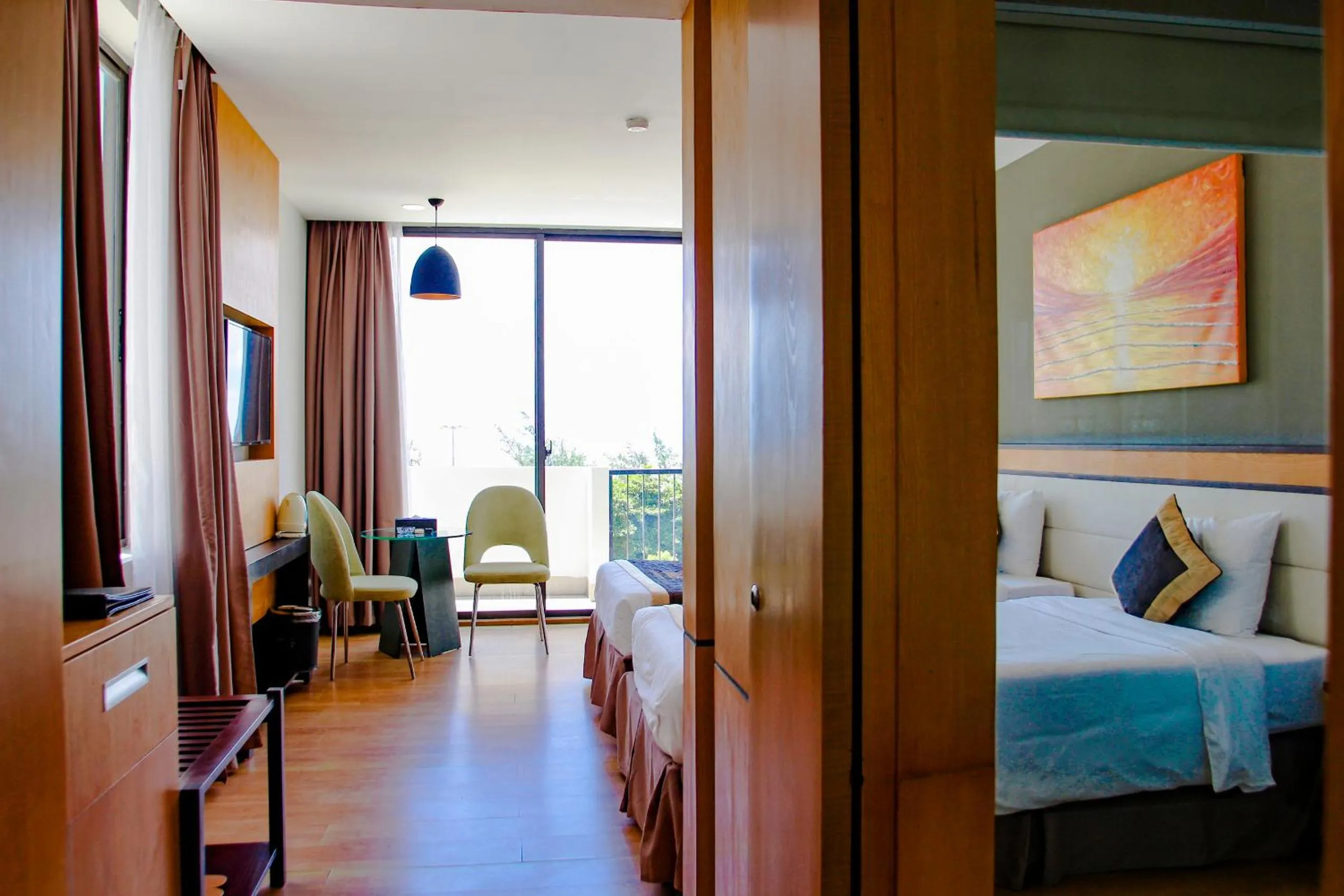 Bed in Dragon Sea Hotel