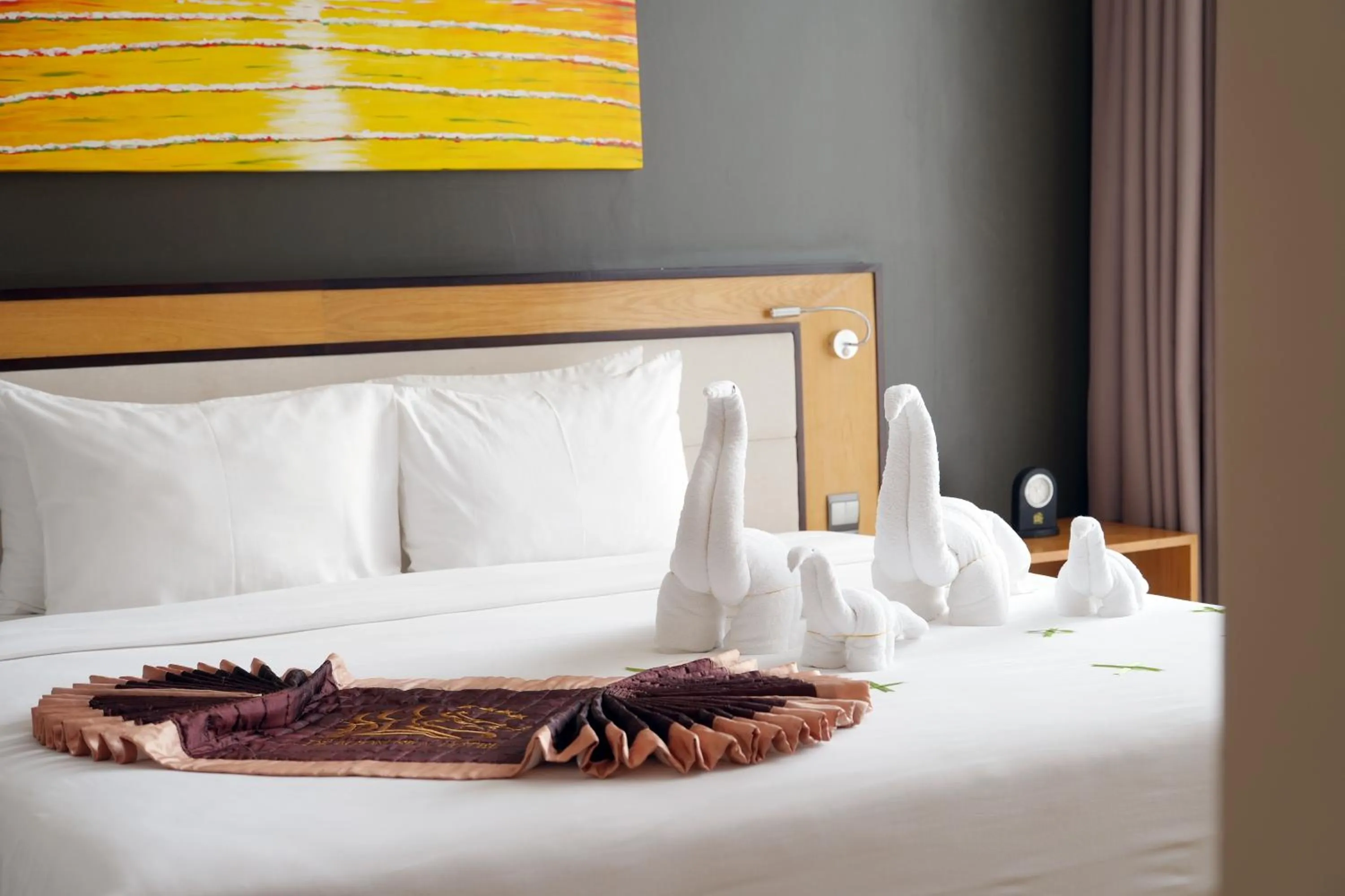 Bed in Dragon Sea Hotel