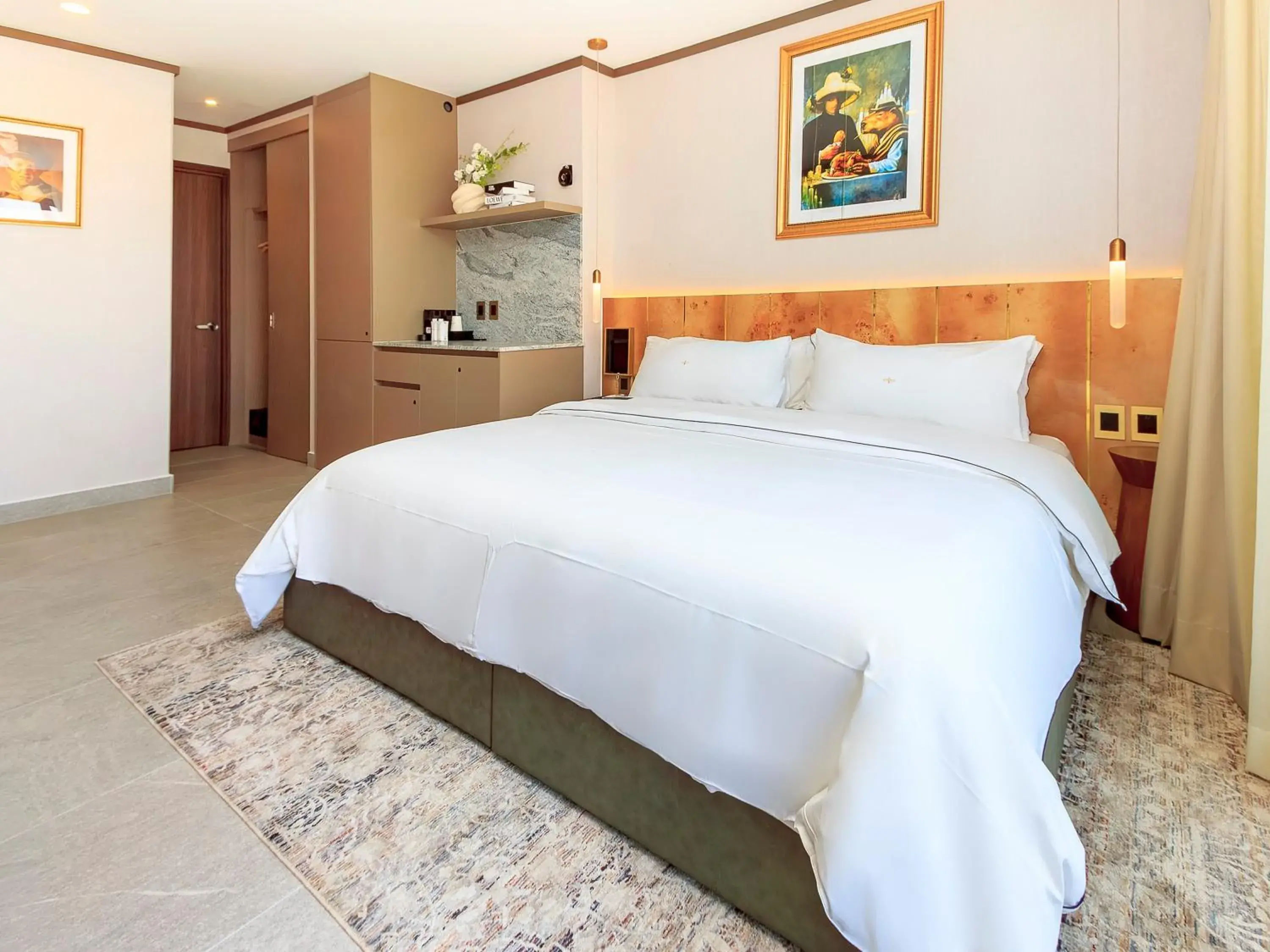 Deluxe Queen Room - single occupancy in Brada Collection Stays Deluxe Queen Room - single occupancy in Brada Collection Stays