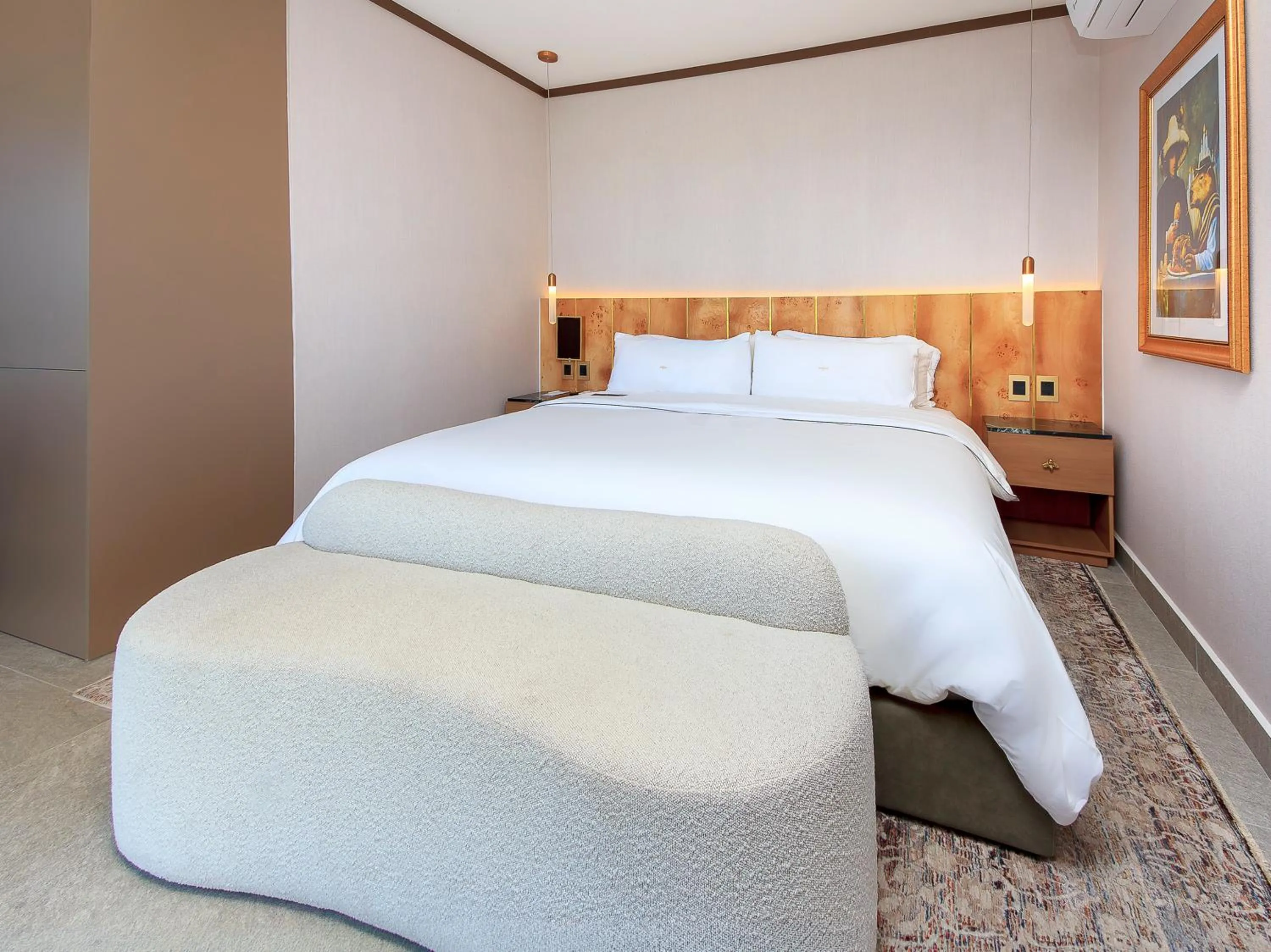 Bed in Brada Collection Stays