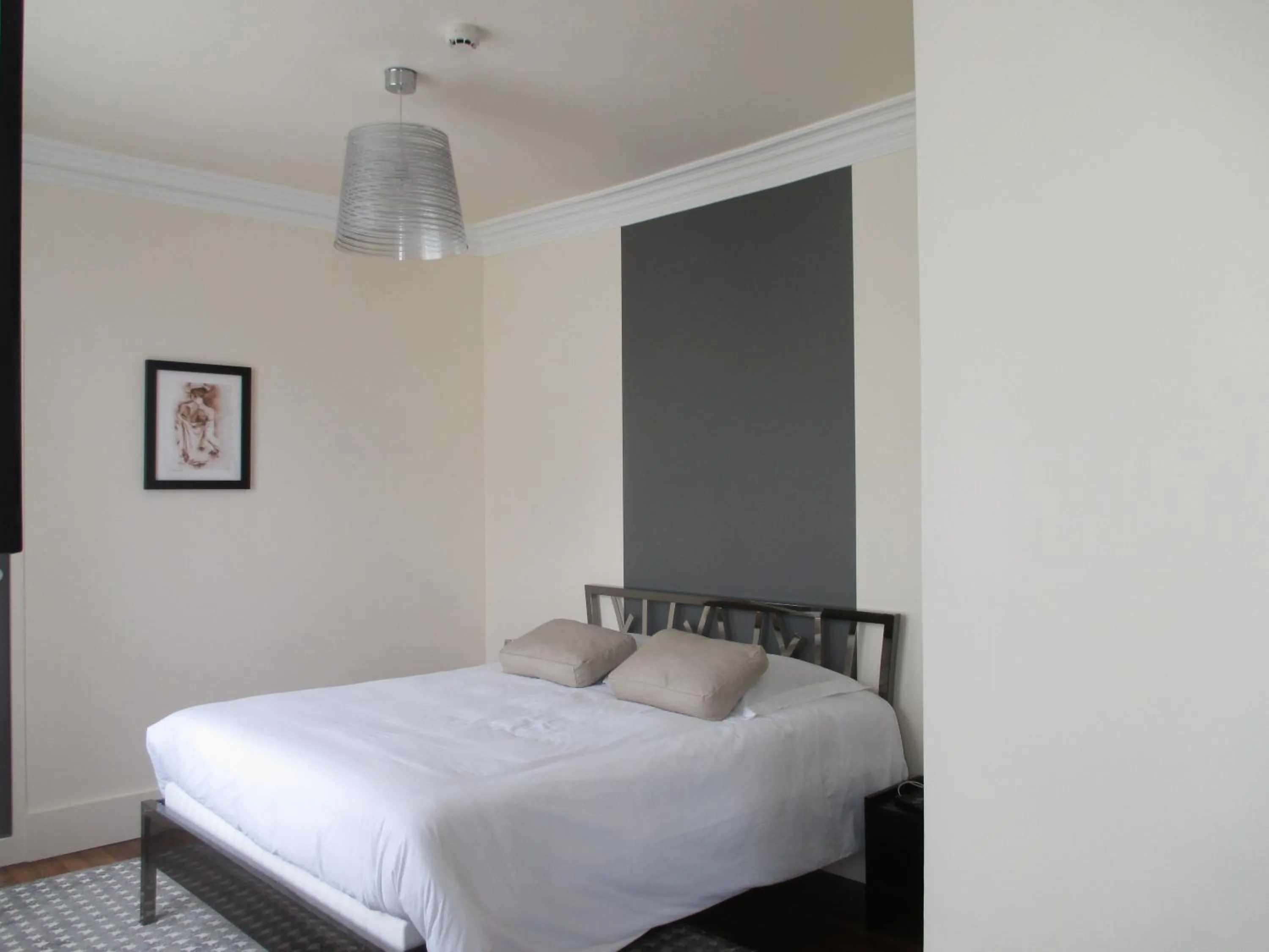 Bed in Hôtel Le Saint Martin