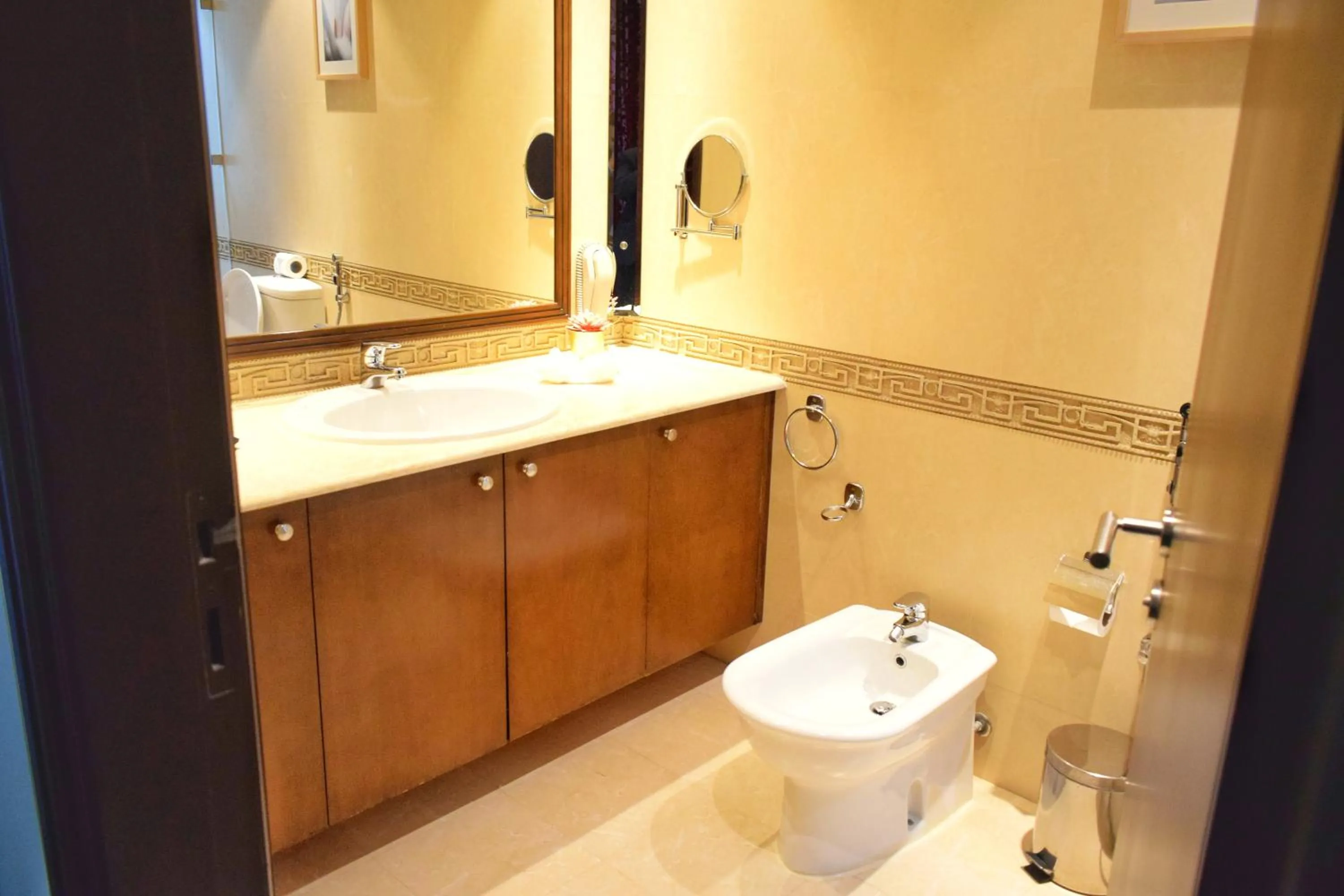 Bathroom in Saraya Corniche Hotel