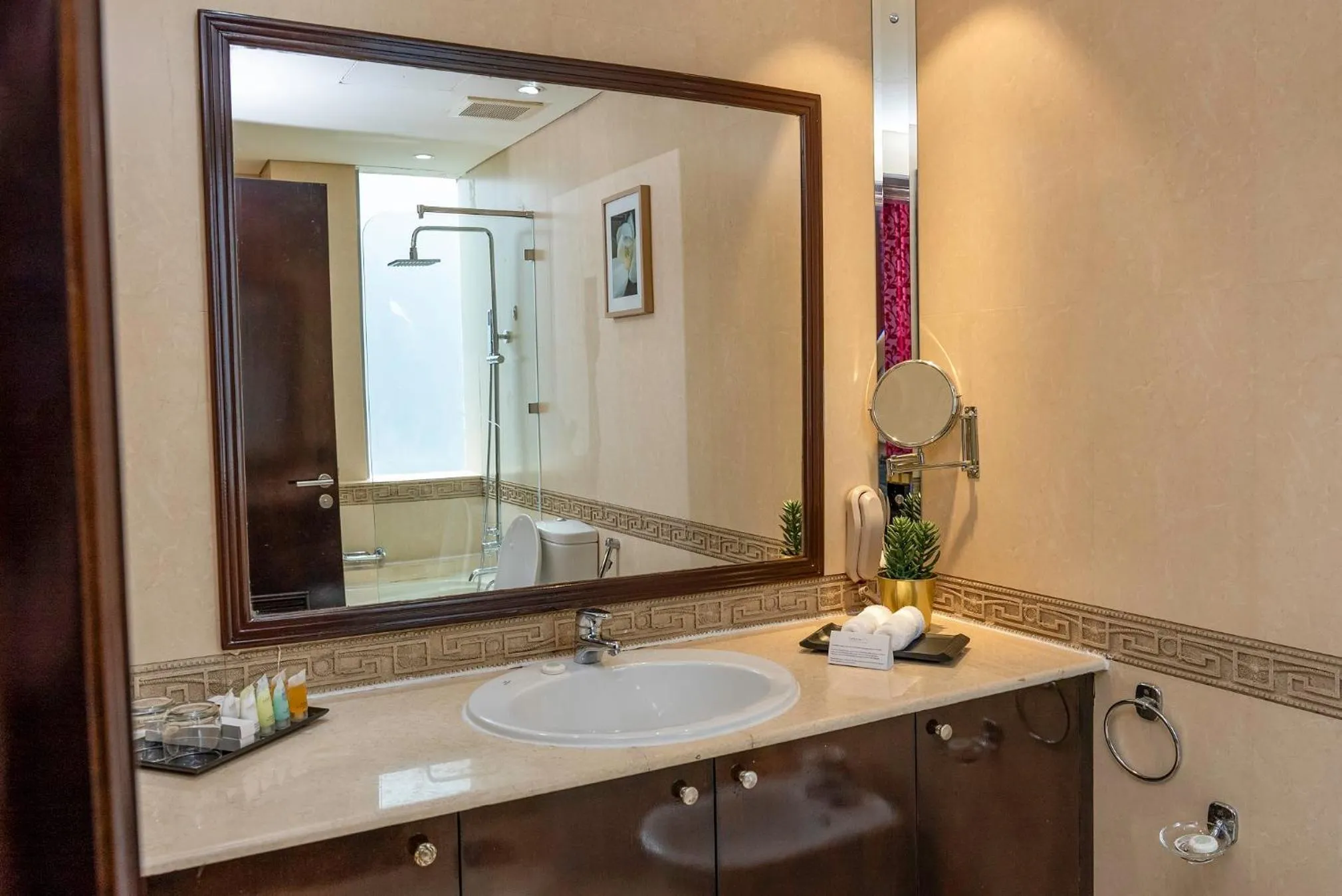 Bathroom in Saraya Corniche Hotel