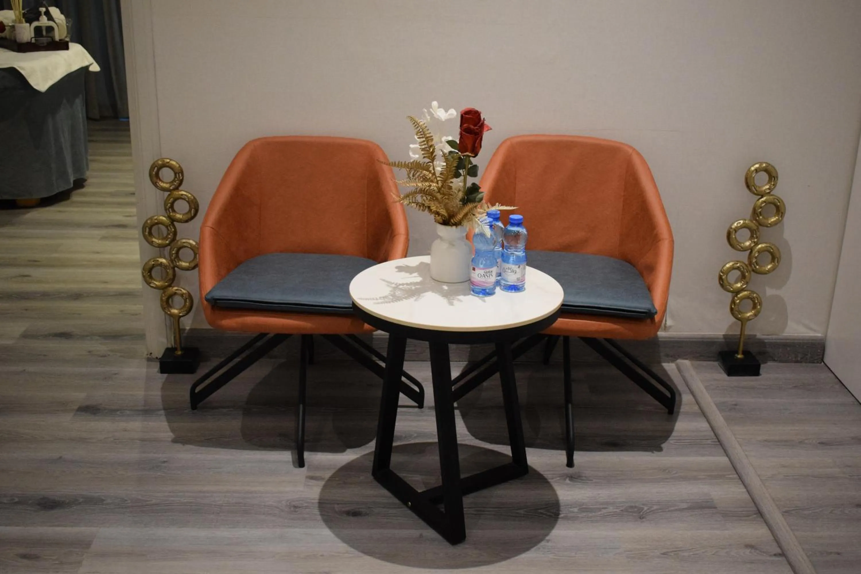 Seating area in Saraya Corniche Hotel