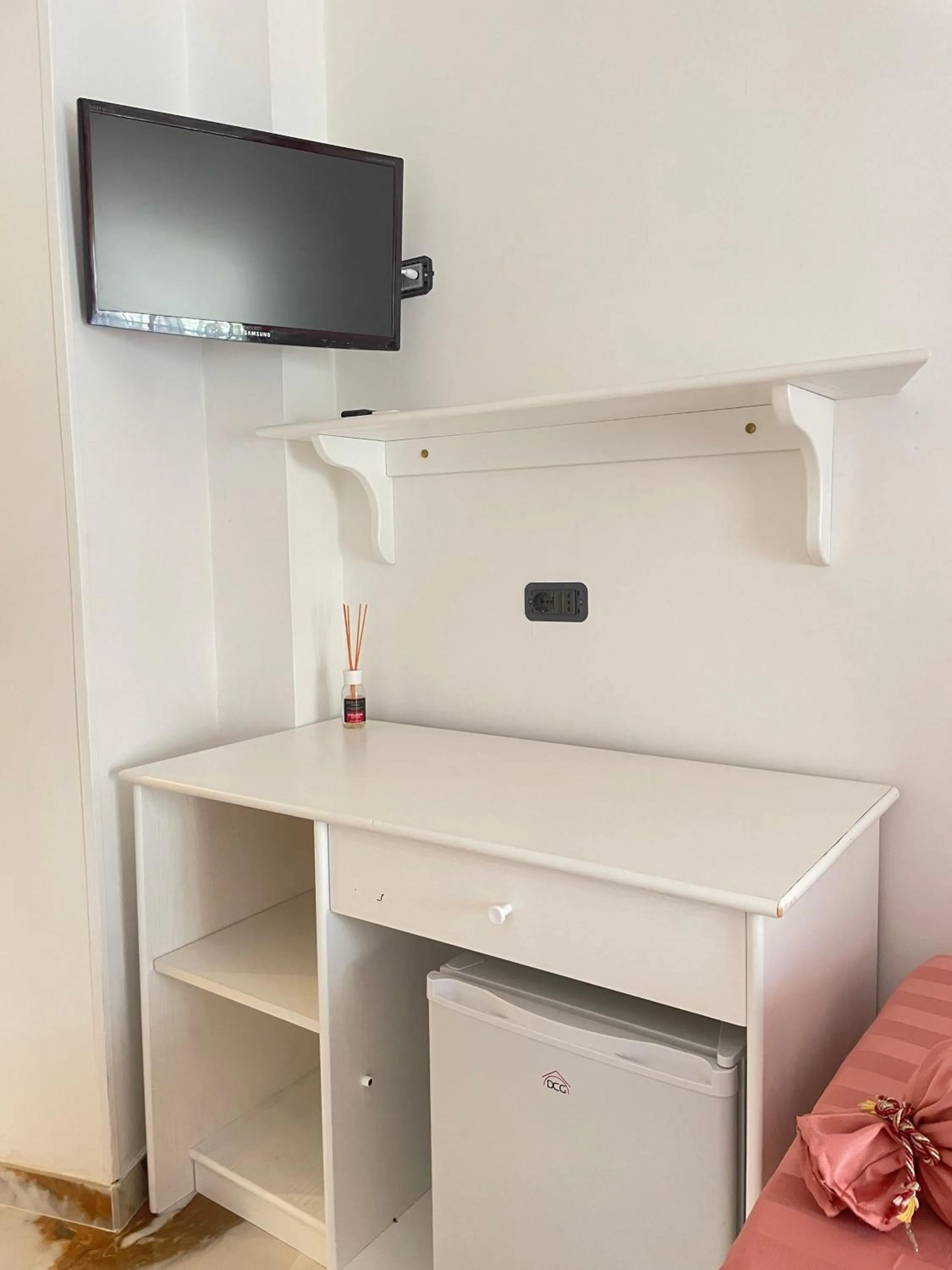 TV and multimedia in Narcisse