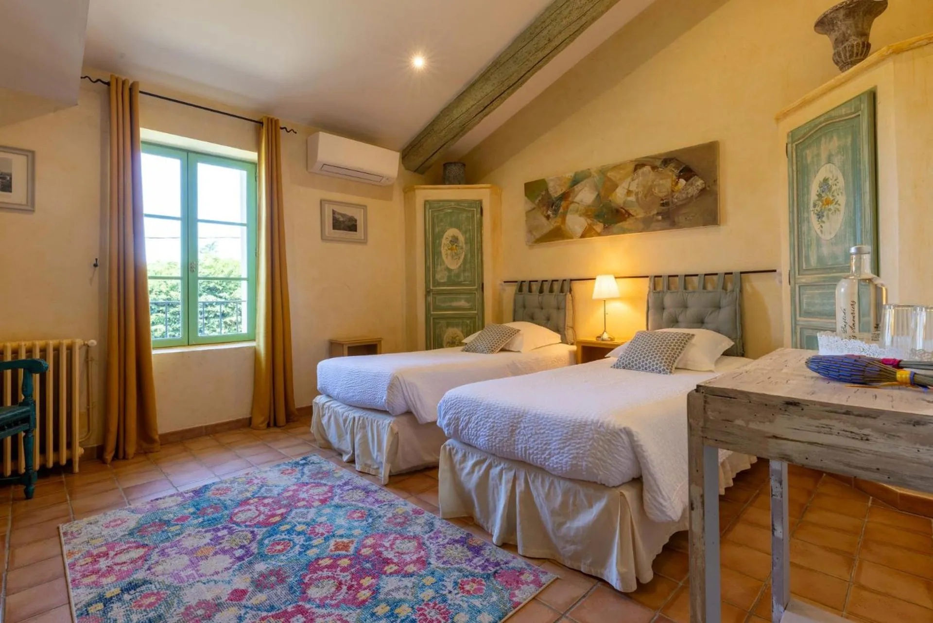 Bed in La Bastide des Amouriers