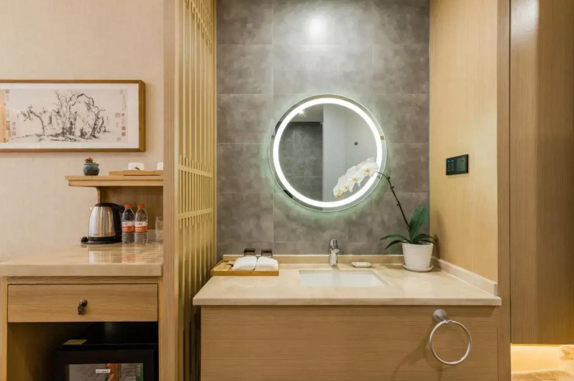 Twin Room with Private Bathroom in The Hidden House, Chengdu Chunxi Road Tianfu Square Branch