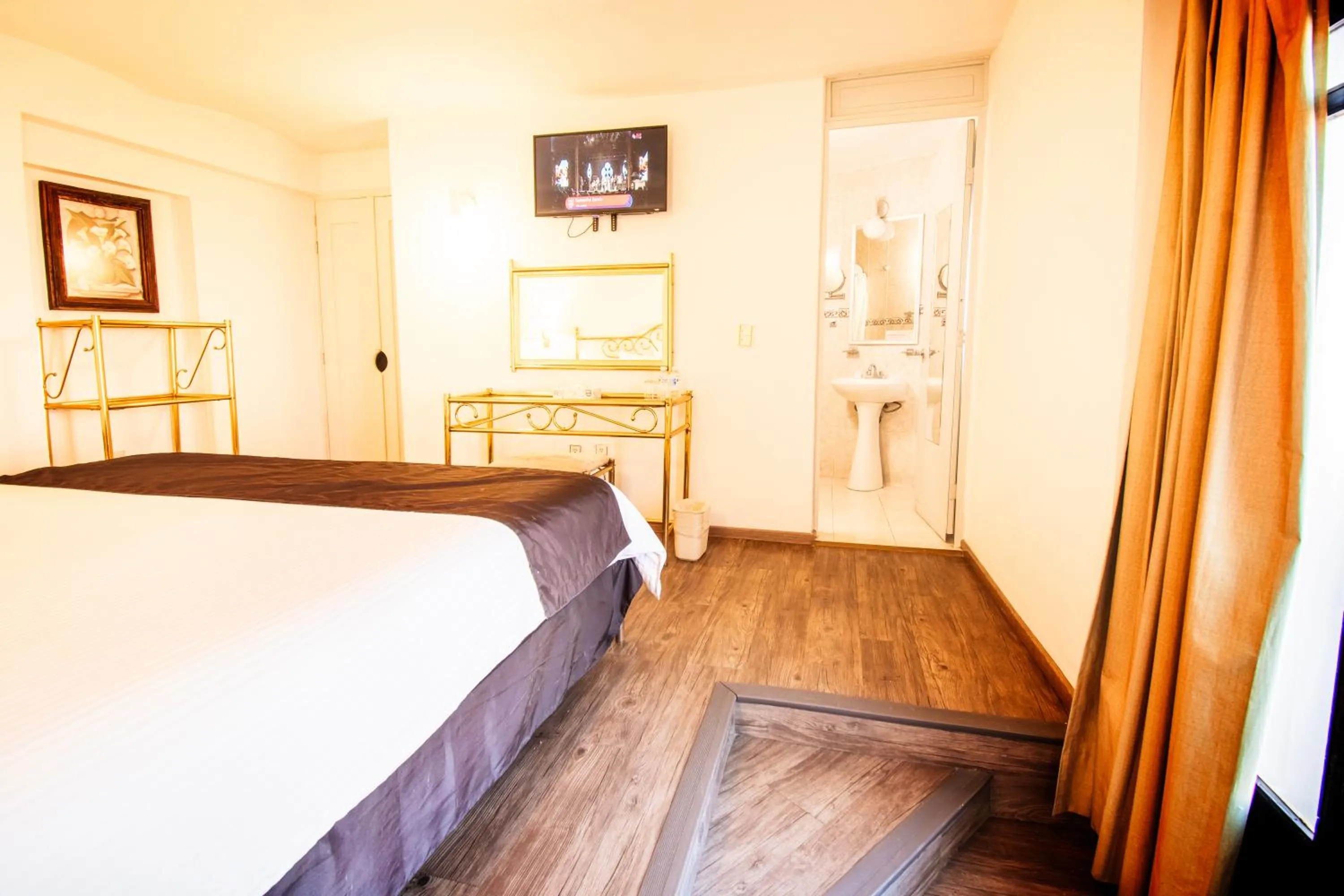 Bedroom, Bed in Hotel Argento Zacatecas