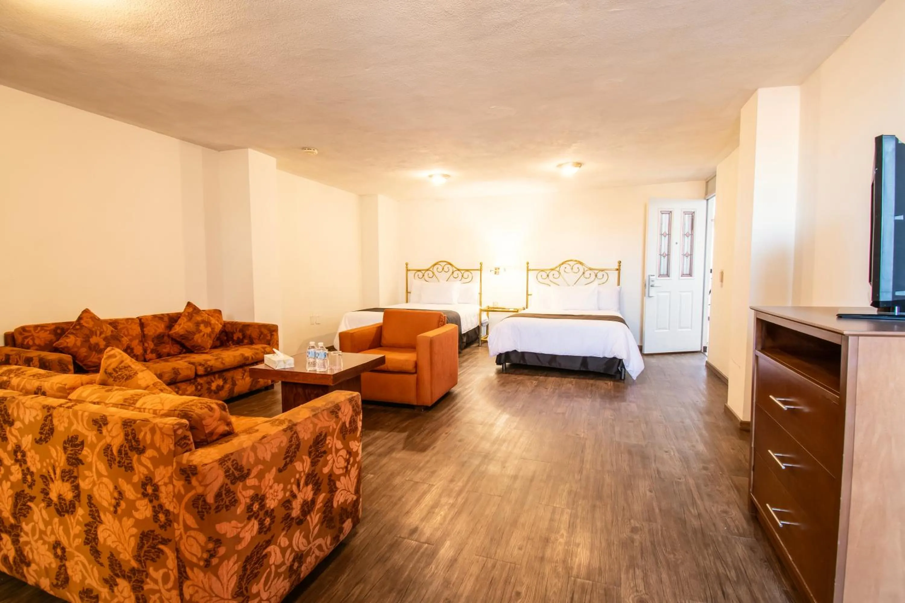 Bedroom, Bed in Hotel Argento Zacatecas