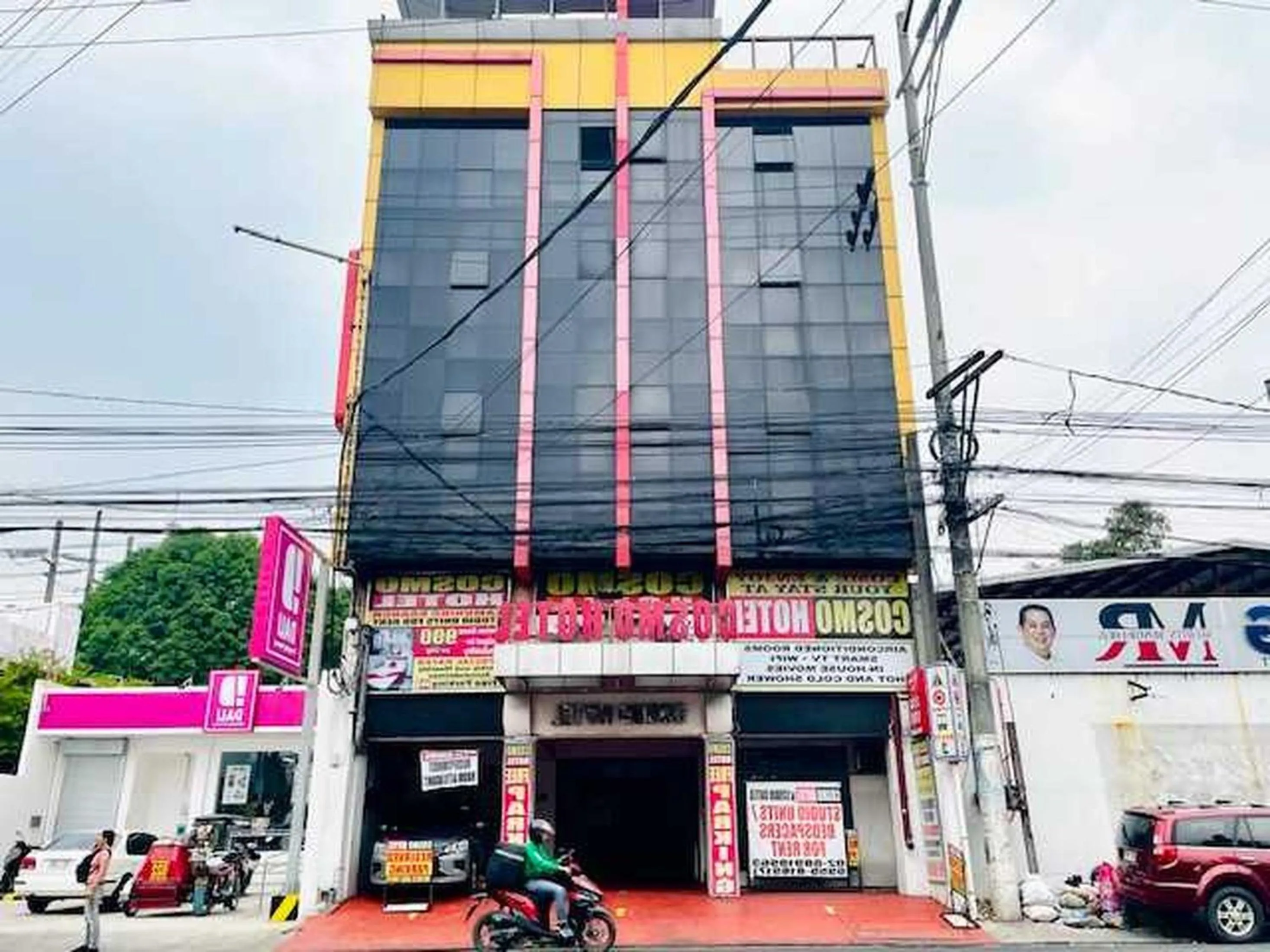 Cosmo Hotel