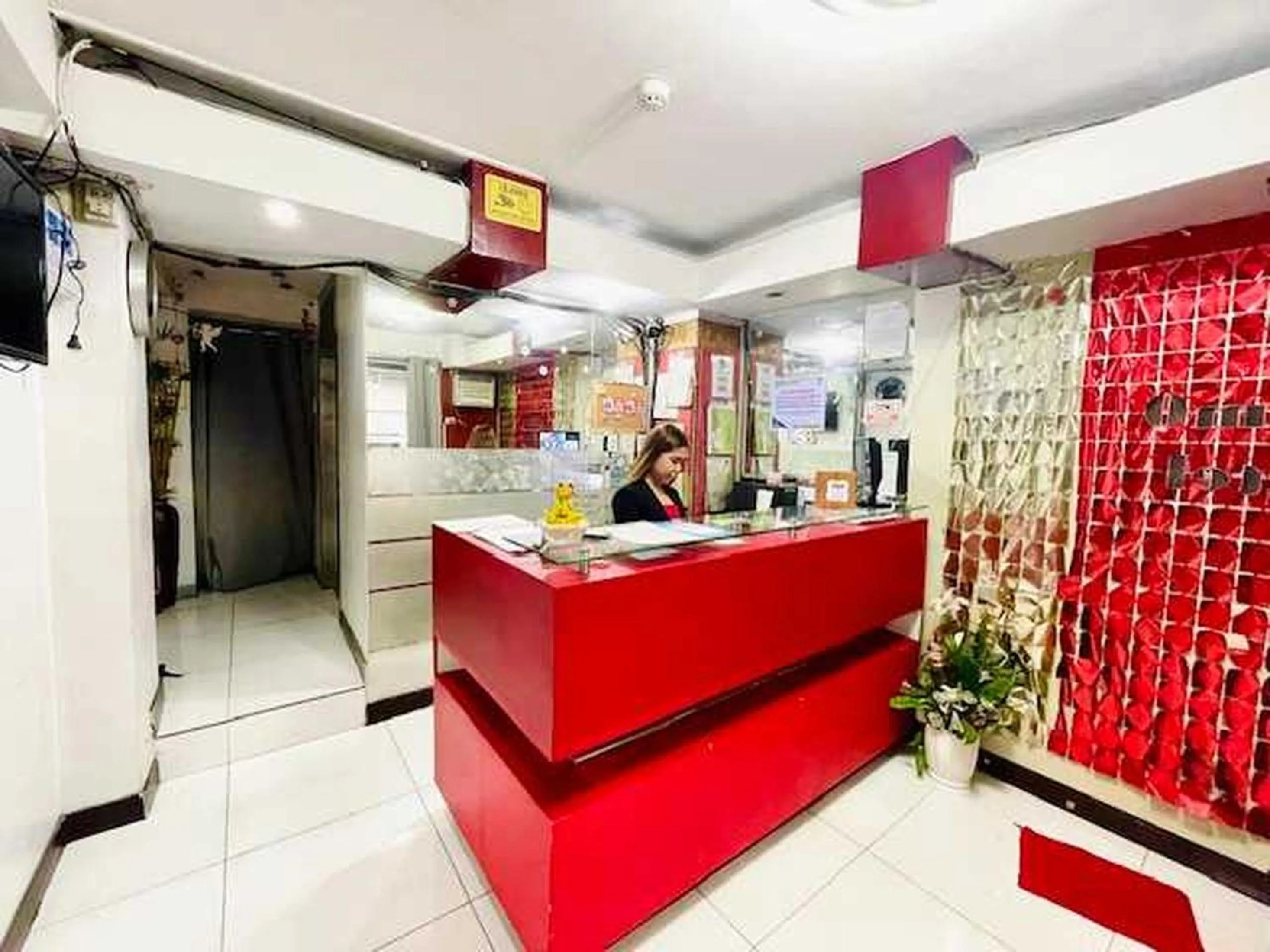 Cosmo Hotel