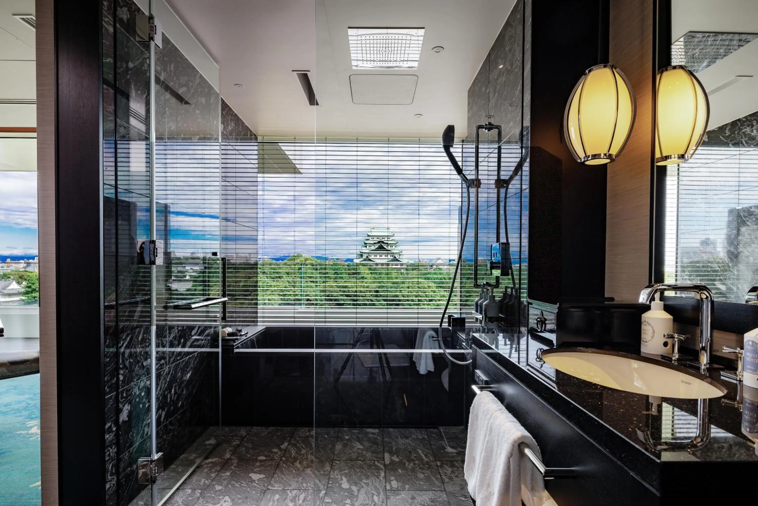 Bathroom in Espacio Nagoya Castle