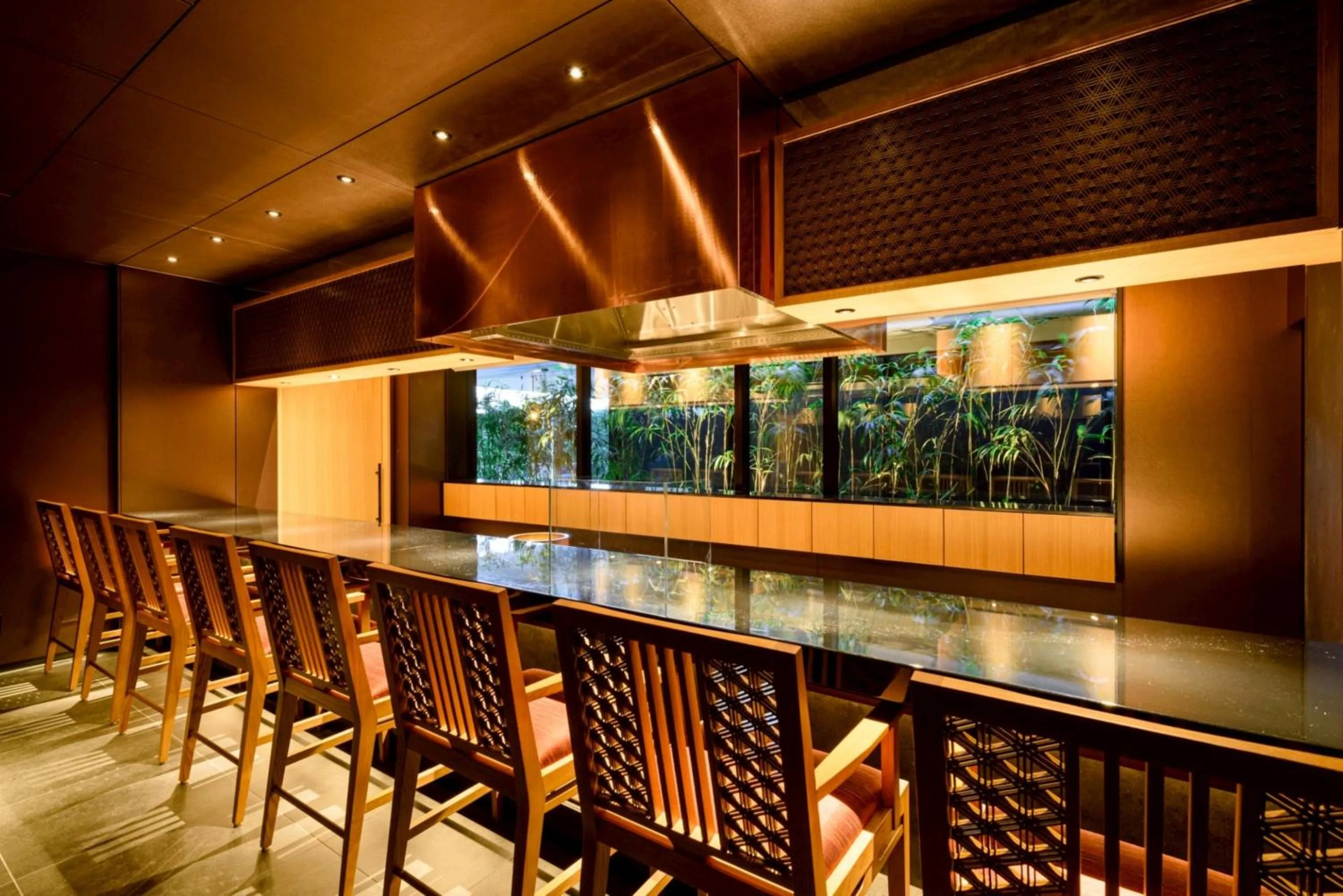 Restaurant/places to eat in Espacio Nagoya Castle