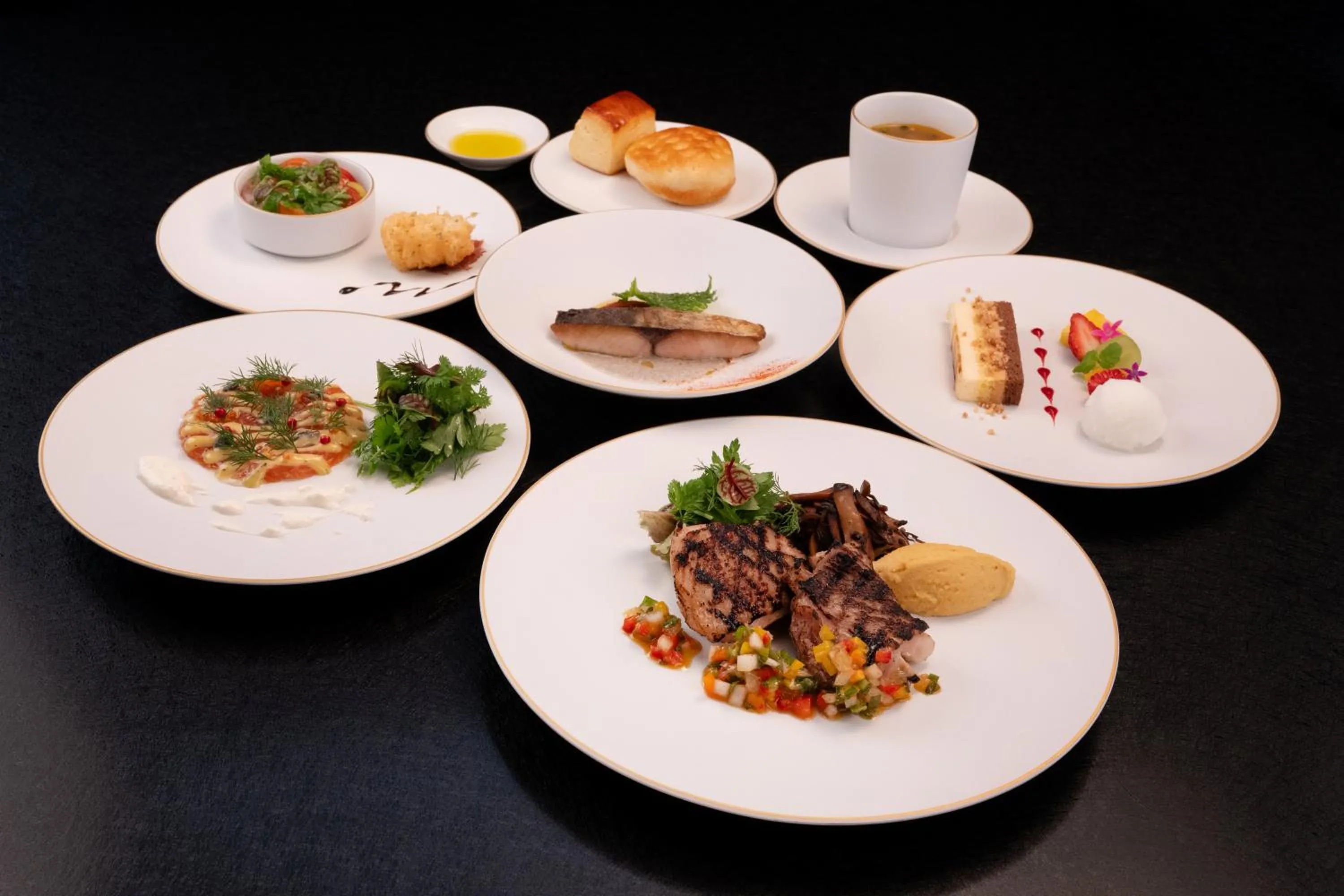 Restaurant/places to eat in Espacio Nagoya Castle